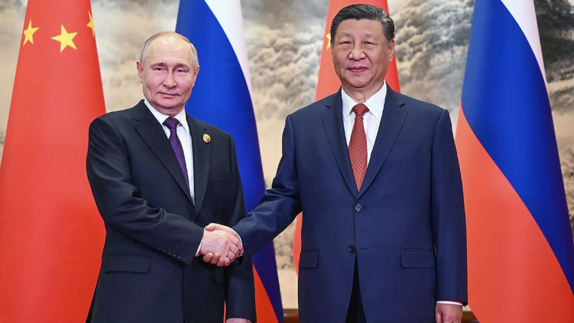 Vladimir Putin și Xi Jinping au avut discuții „calde și tovărășești”. Declarația finală proclamă „o nouă eră”