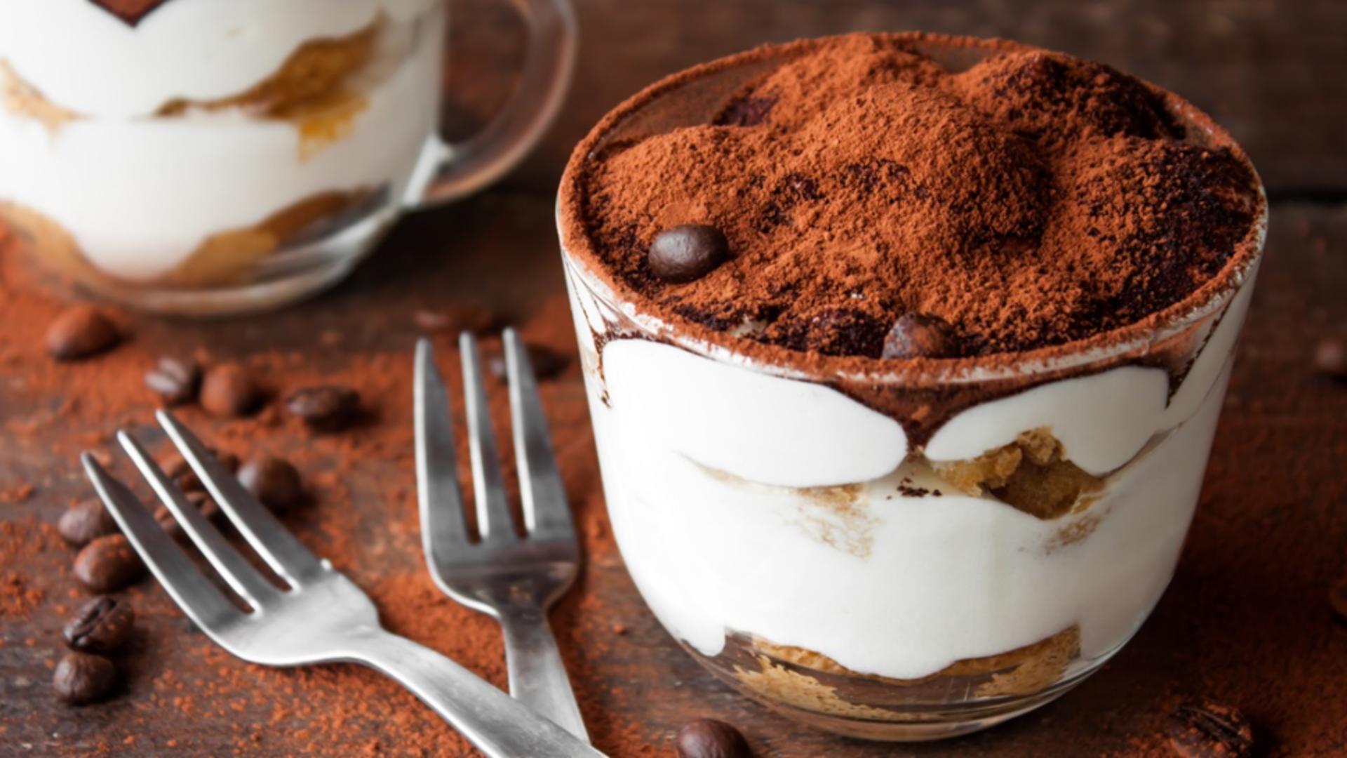 Tiramisu din cozonac rămas de la Paște. Rețeta rapidă și delicioasă din doar câteva ingrediente