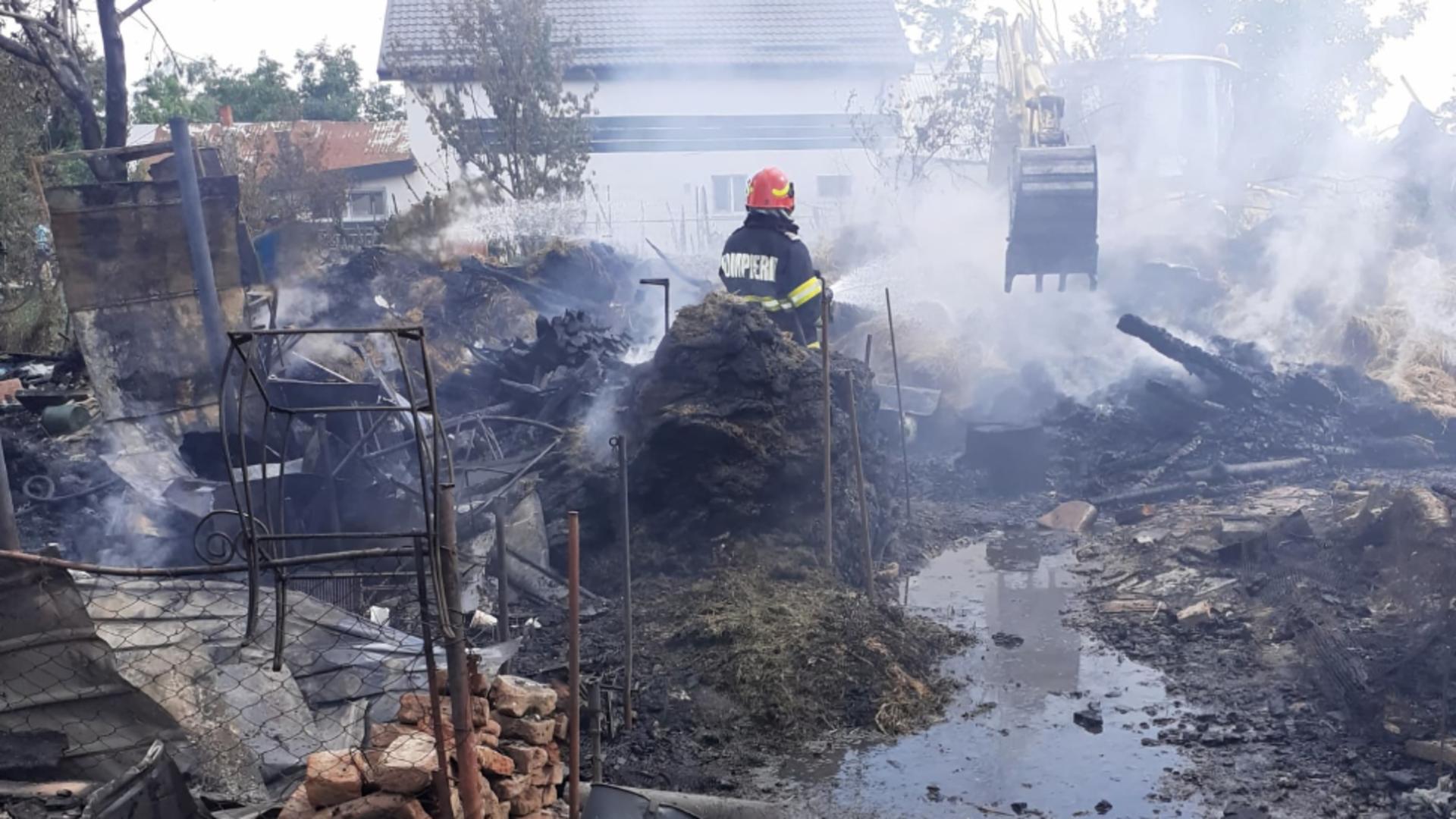 Incendiu puternic în Giurgiu / Sursa foto - Facebook