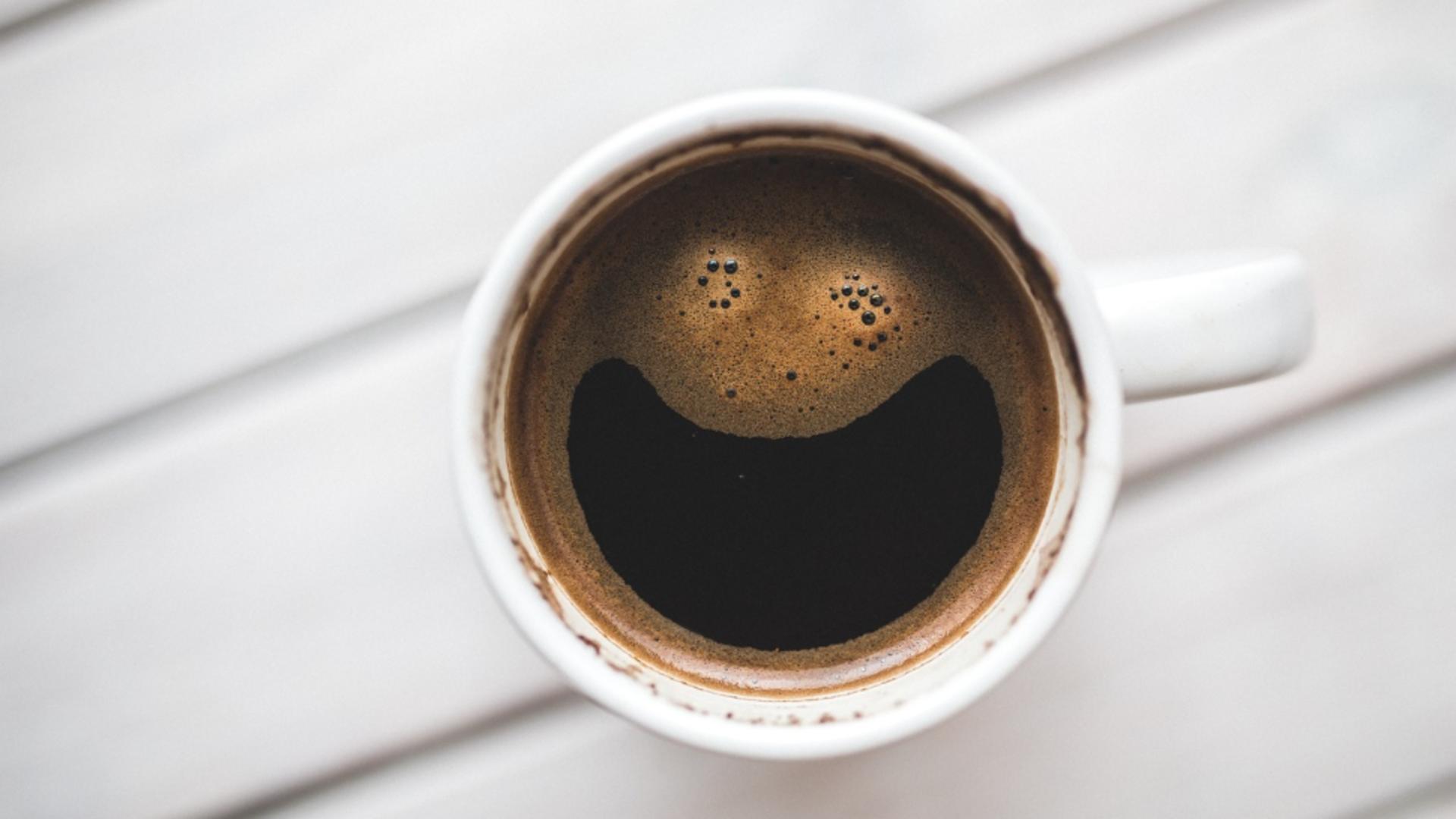 Este bine sau nu să reîncălzim cafeaua? Ce schimbări chimice au loc