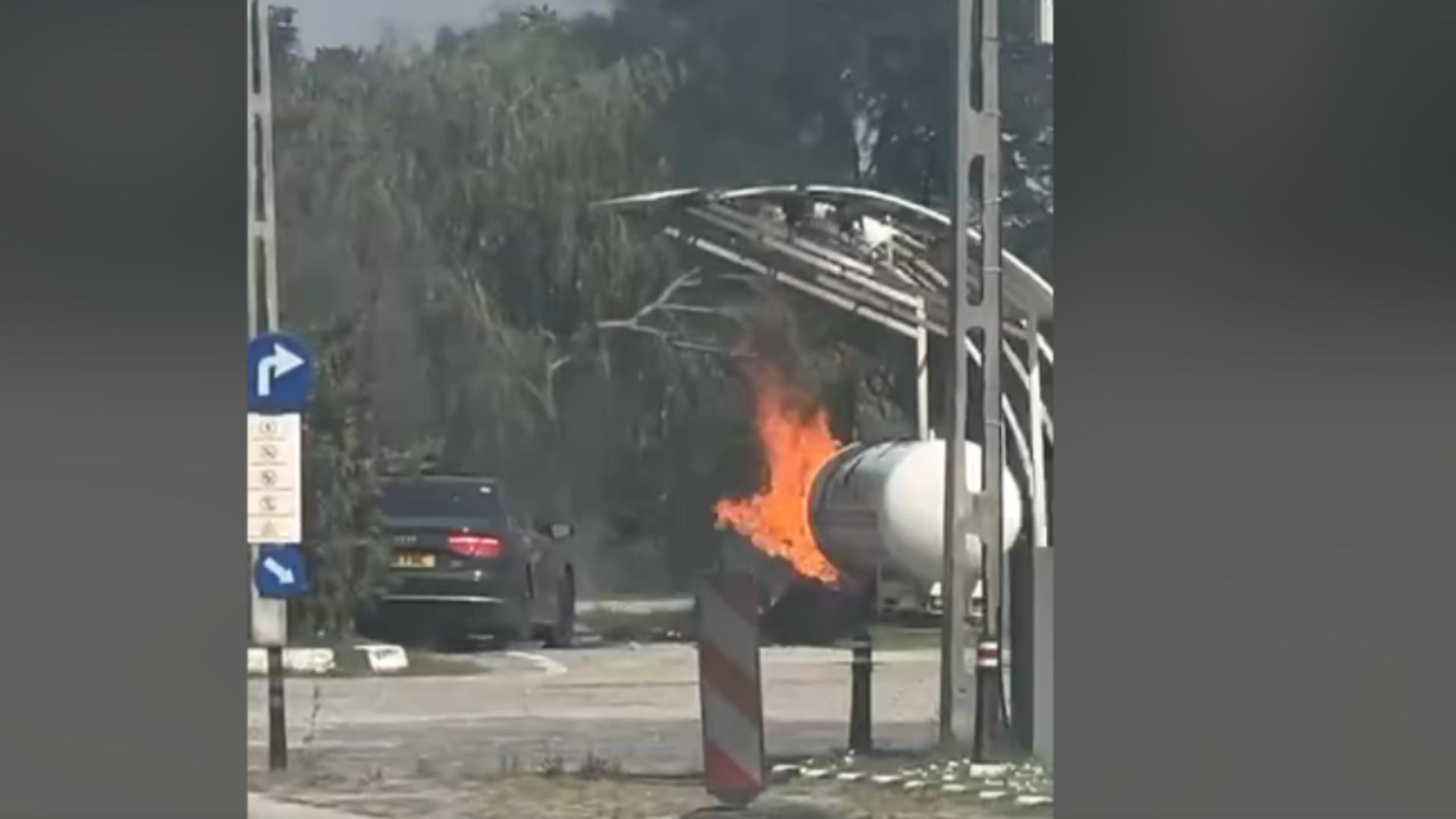 Stație GPL în flăcări în urma unui accident produs între două autoturisme. Foto: Facebook