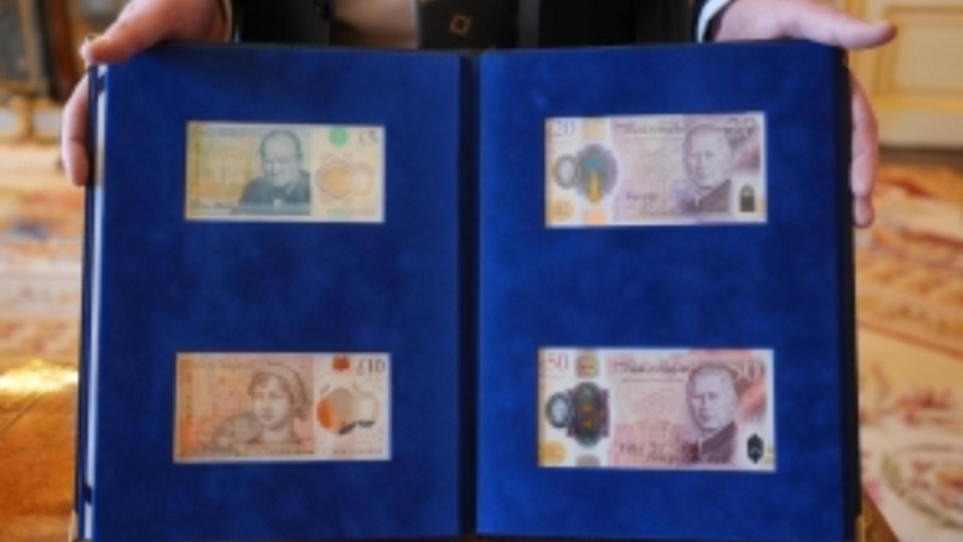 Cum arată bancnotele cu chipul Regelui Charles al III-lea. Banii intră în circulație