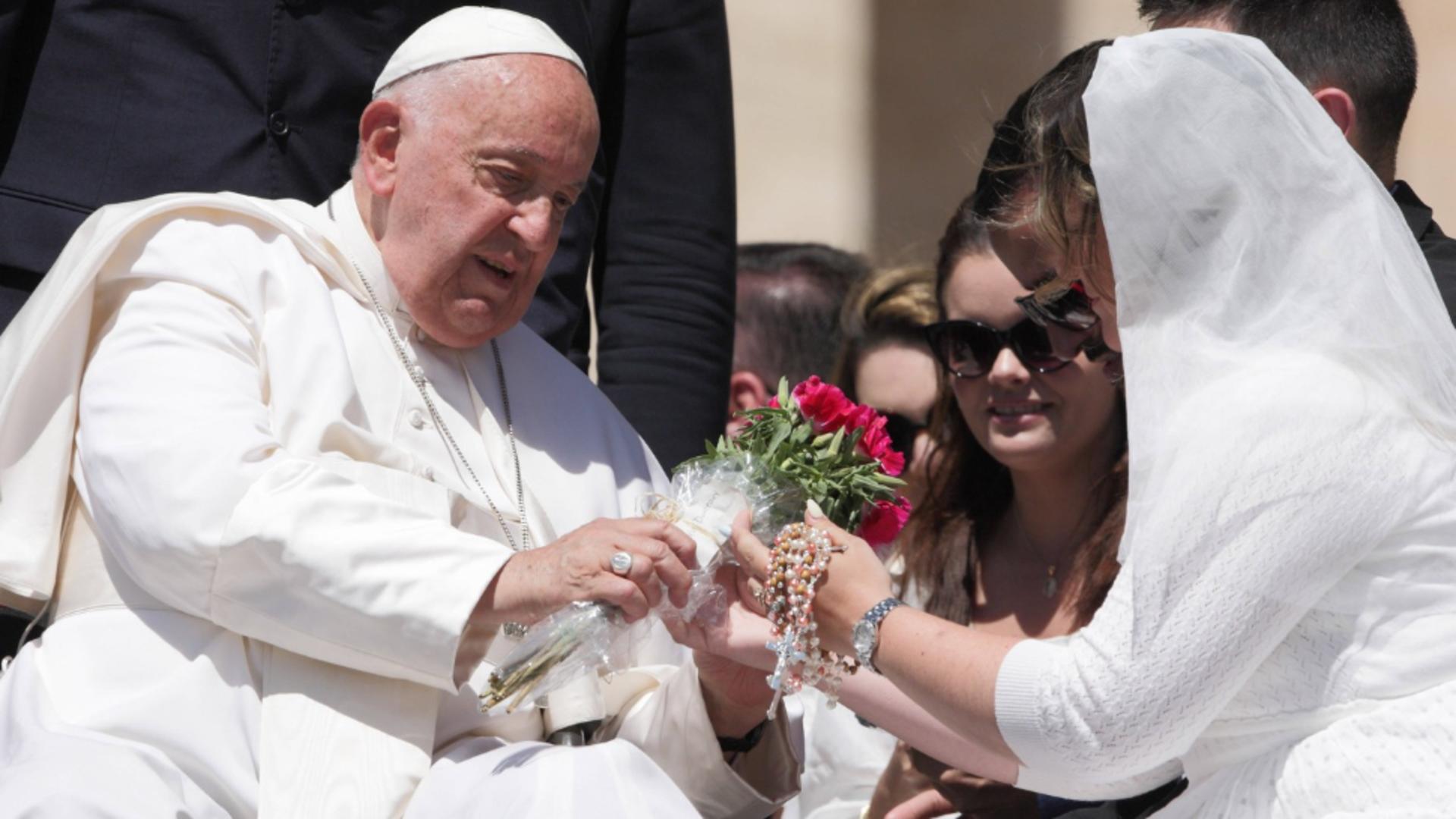 Papa Francisc a spus cât trebuie să dureze mesajul din timpul unei slujbe. Foto: Profimedia