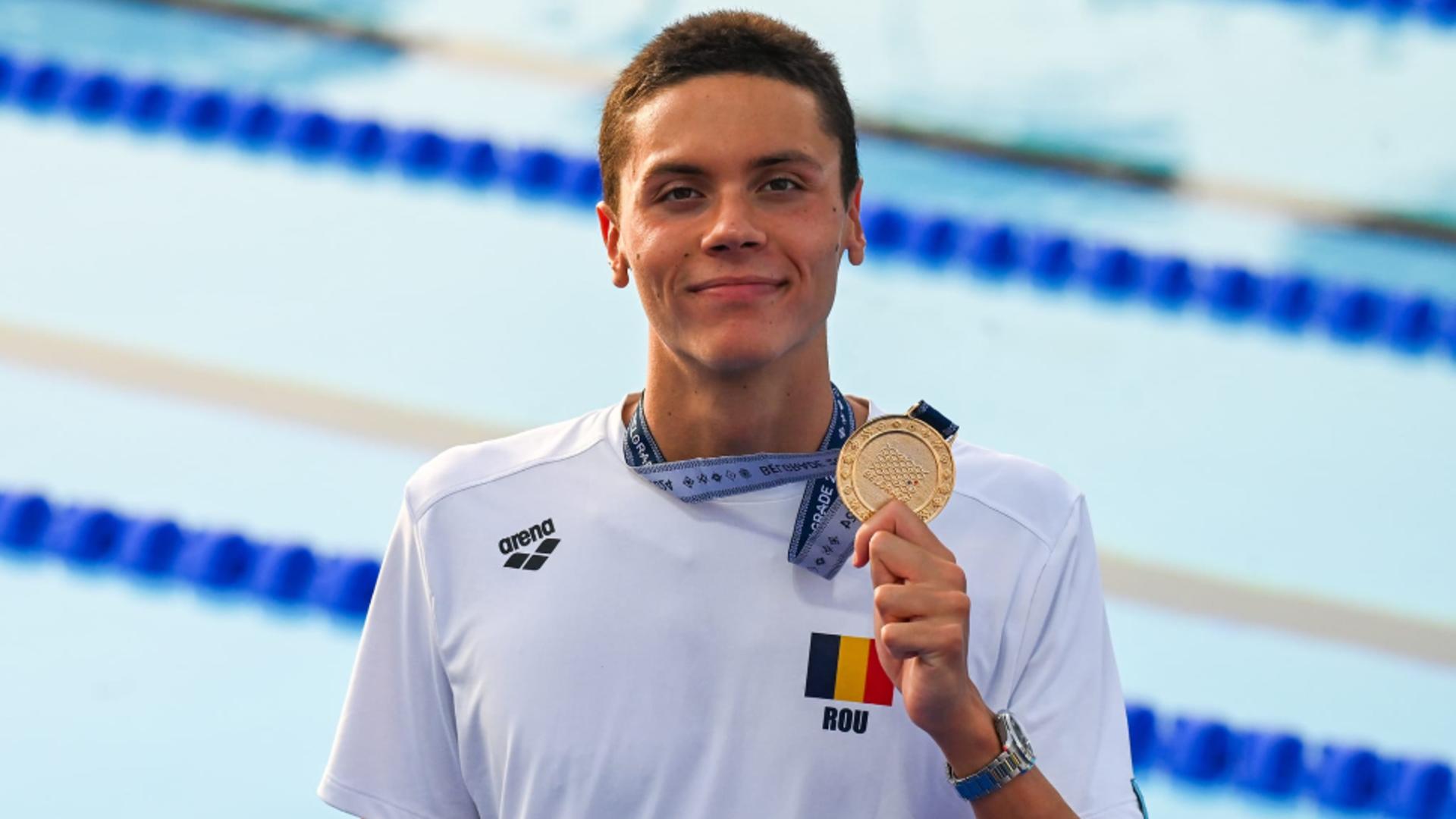 Cum arată iubita lui David Popovici? Tânăra a izbucnit în lacrimi după ce înotătorul a devenit campion olimpic