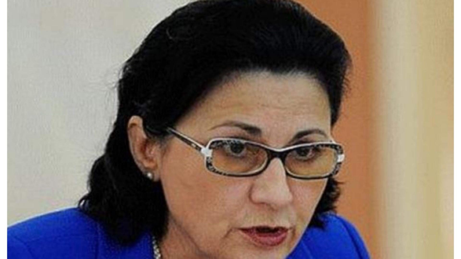 Ce a transmis Ecaterina Andronescu după dezastrul de la Evaluarea Națională. Fostul ministru al educației critică sistemul: „Este un semnal de alarmă!”