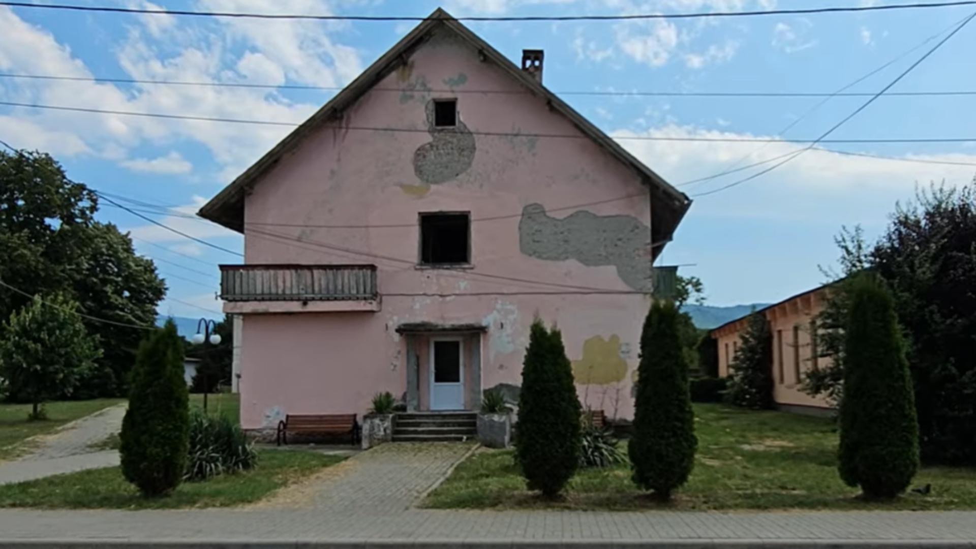 Orașul din România care a devenit o ruină. Foto: Captură YouTube