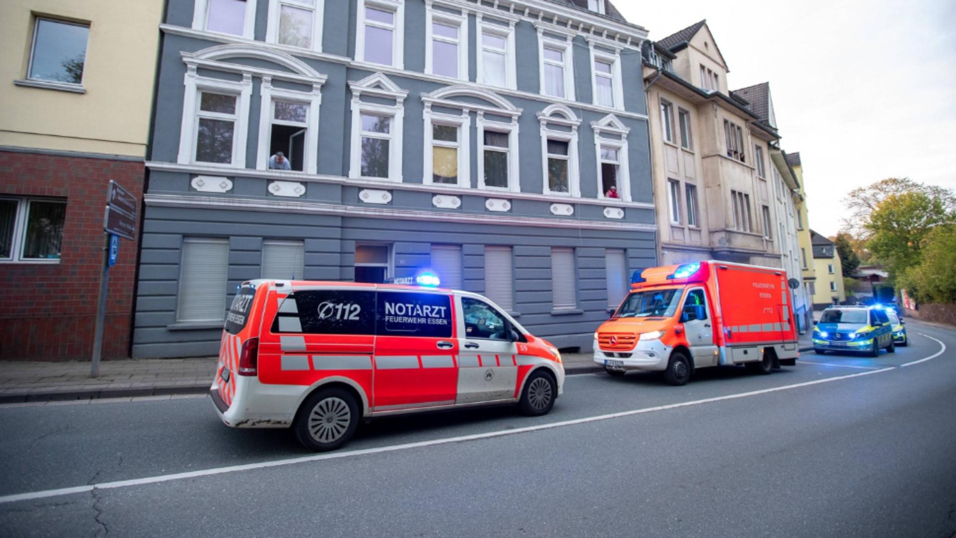 Un bărbat a turnat un lichid acid peste un client al unei cafenele din Bochum. Foto/Profimedia