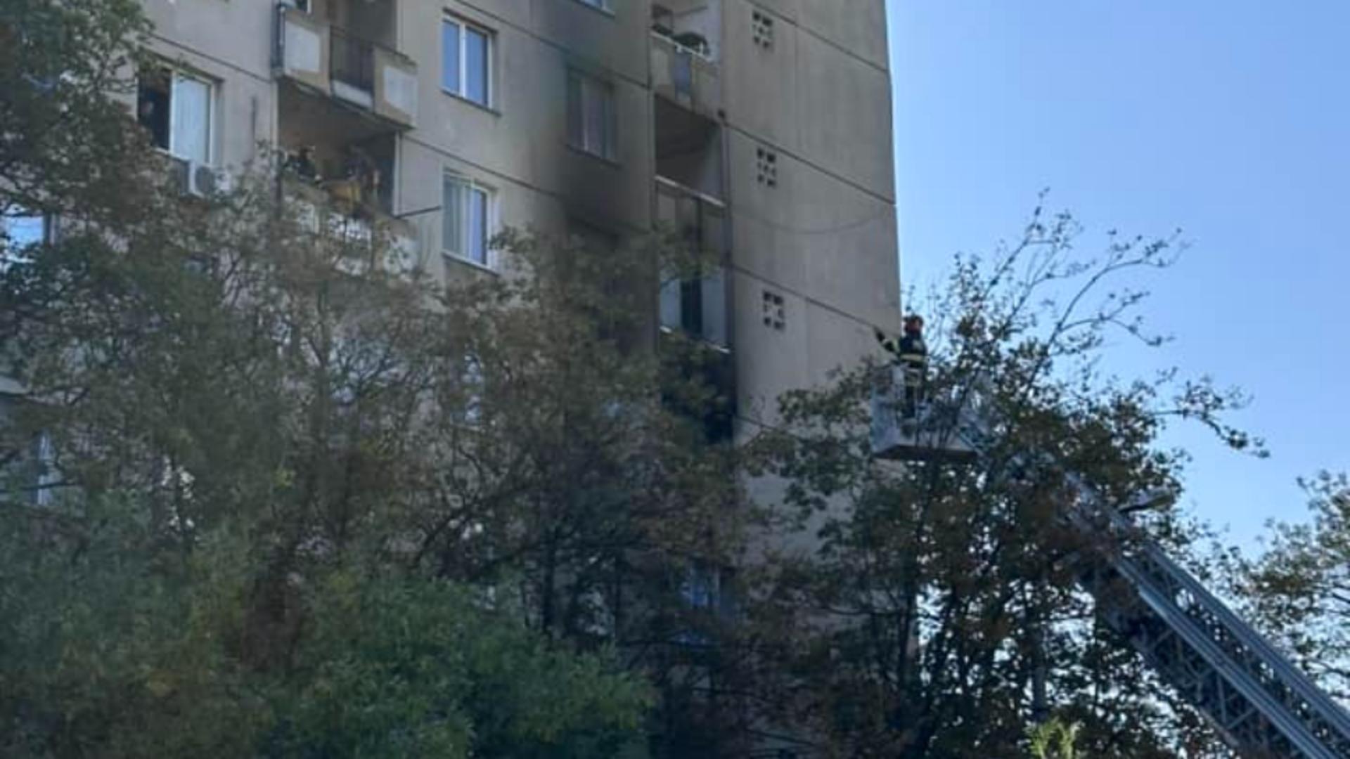 Din apartament au fost evacuați doi copii și o femeie