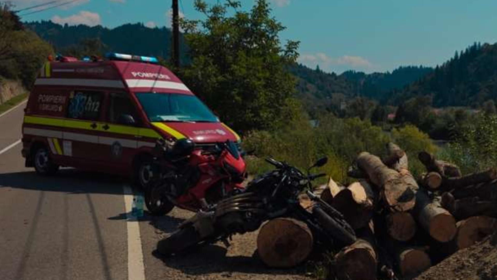 Un motociclist a murit într-un accident rutier produs pe DN 17B, la Farcaşa, Neamț. Foto: Agerpres