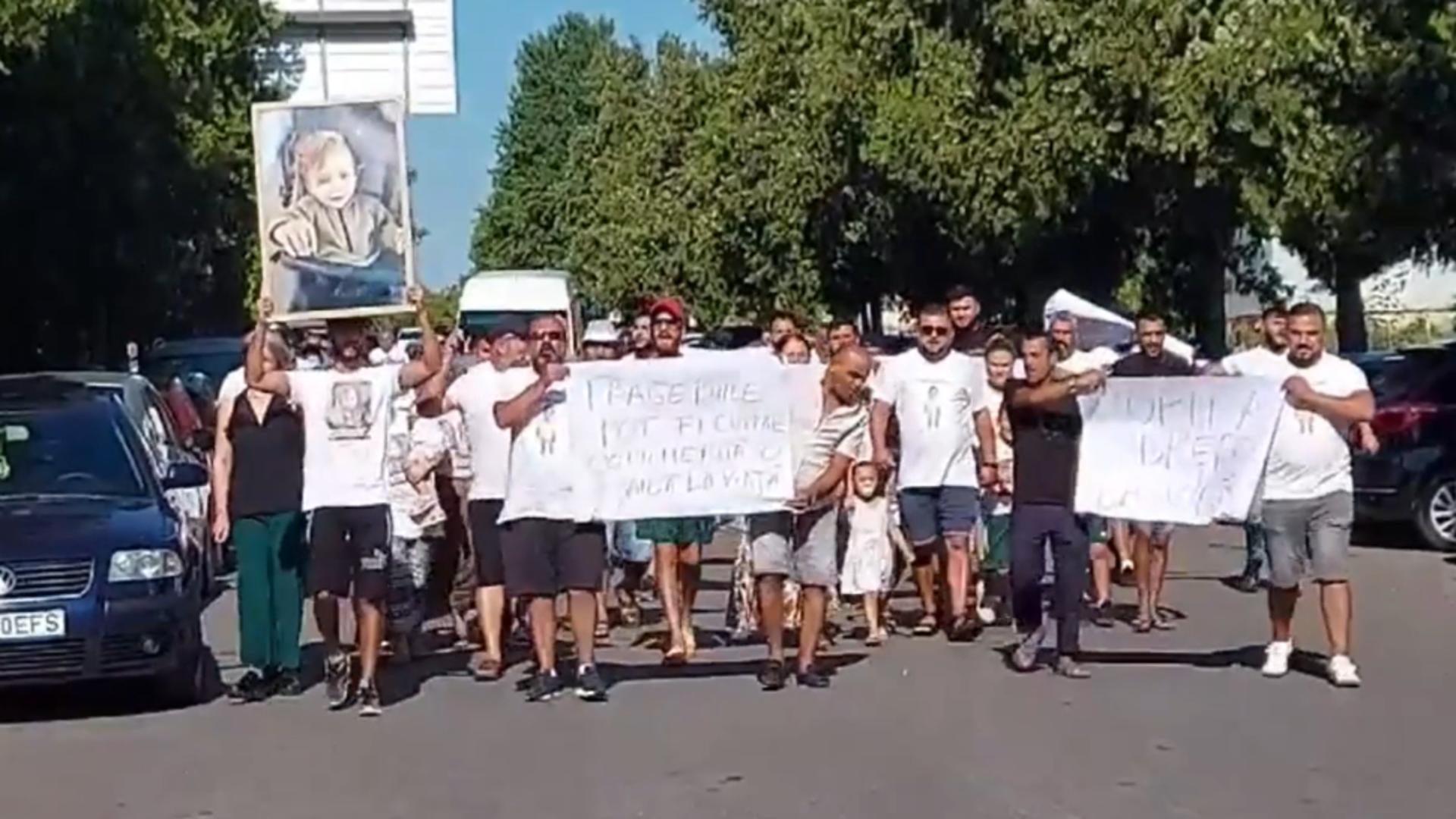 Revoltă în fața spitalului Calafat