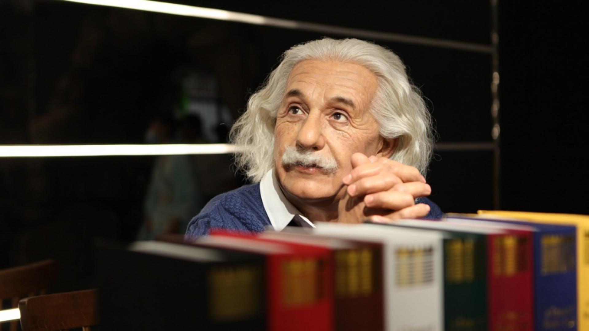 Impresionanta poveste de viață a celui care a fost geniul fizicii, Albert Einstein