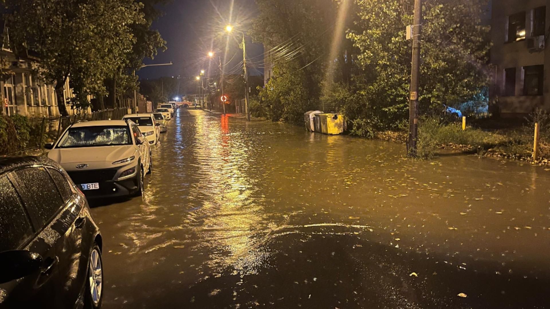 Ieșenii susțin că Ro-Alertul a fost dat după declanșarea urgiei (foto BZI)