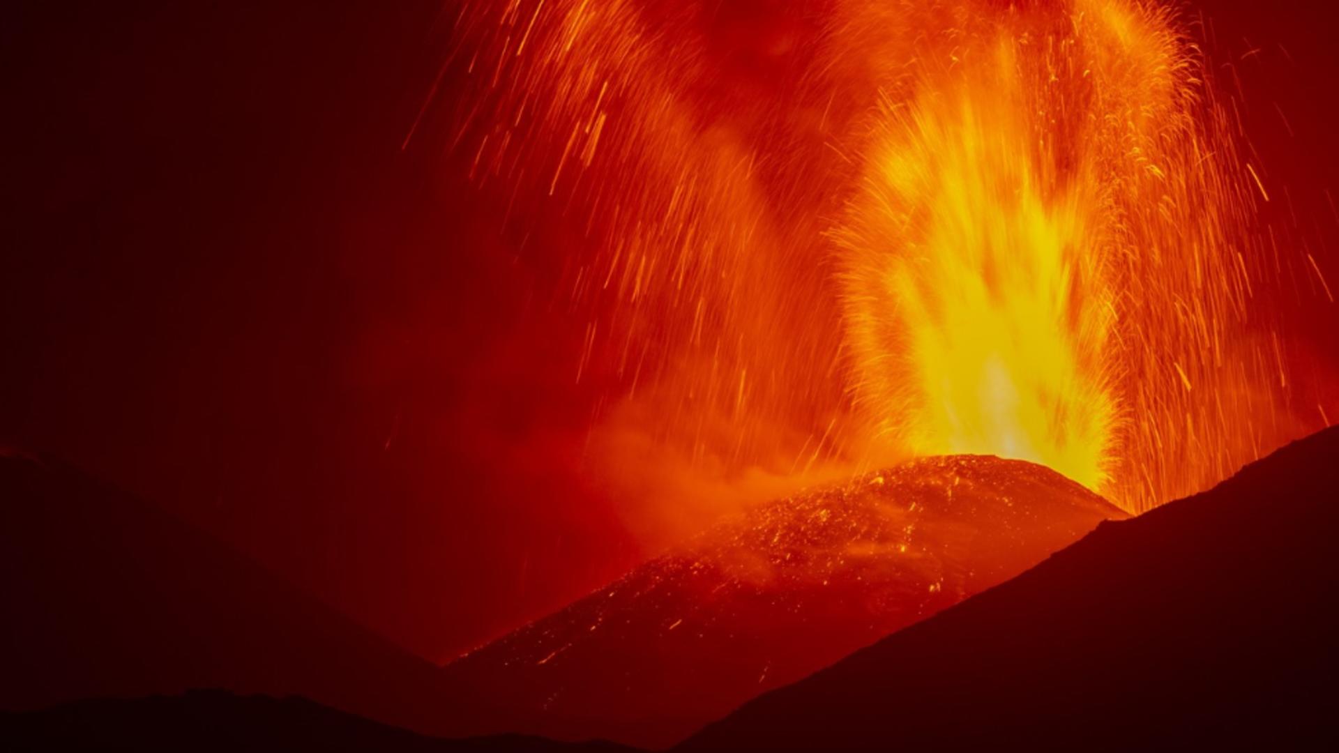 Erupția Vulcanului Etna. Foto: Profimedia