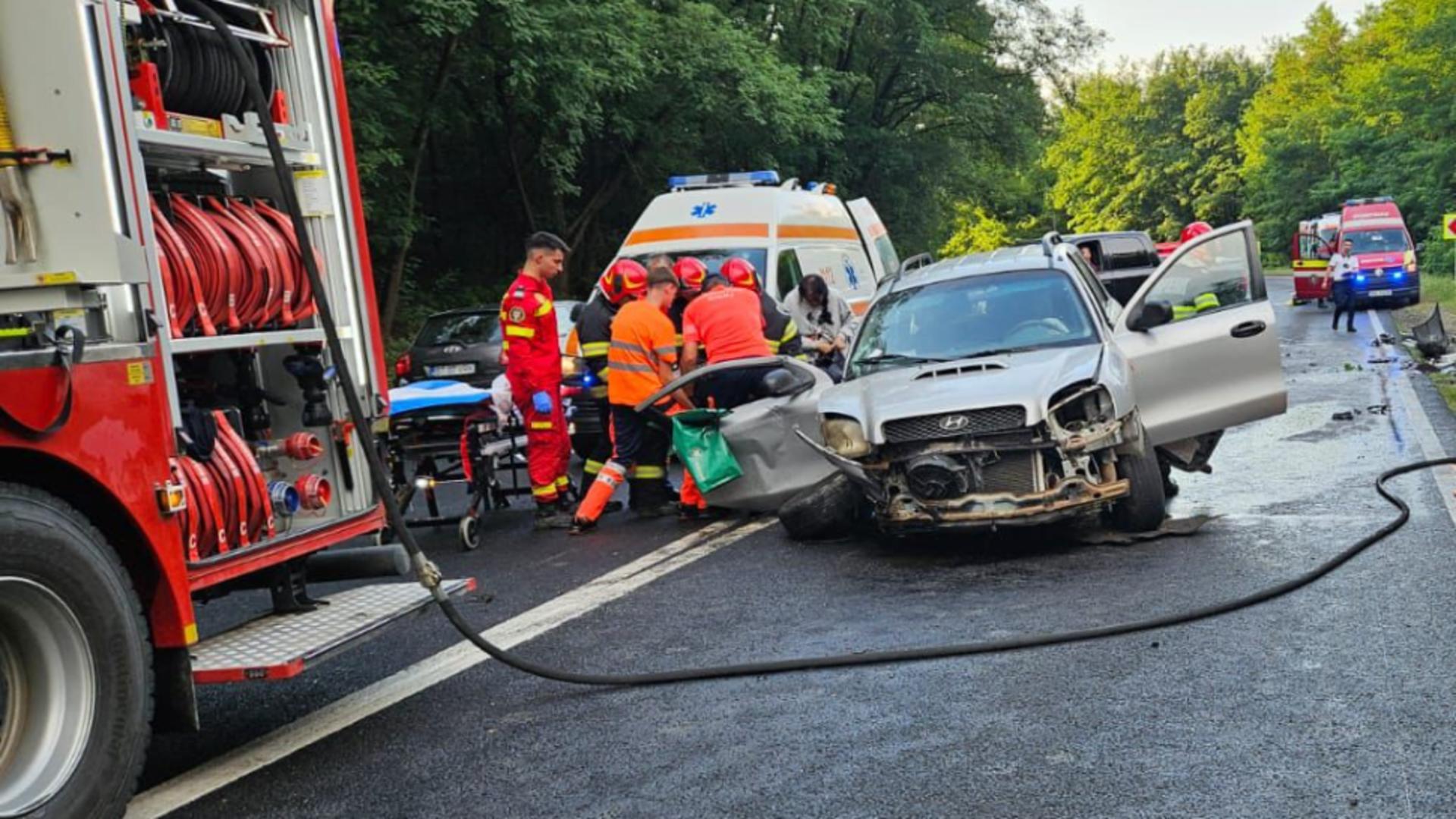 Accident grav, e DN1, lângă Sibiu. Patru persoane au ajuns la spital