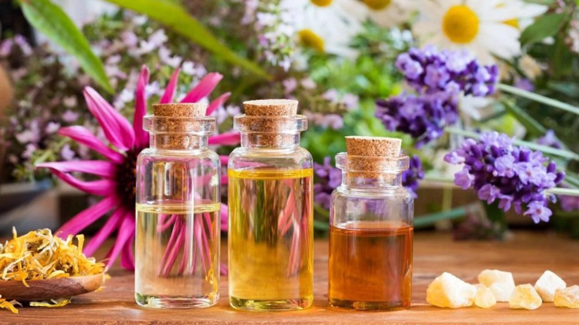 Top 3 uleiuri naturale care îți apără pielea de razele nocive ale soarelui