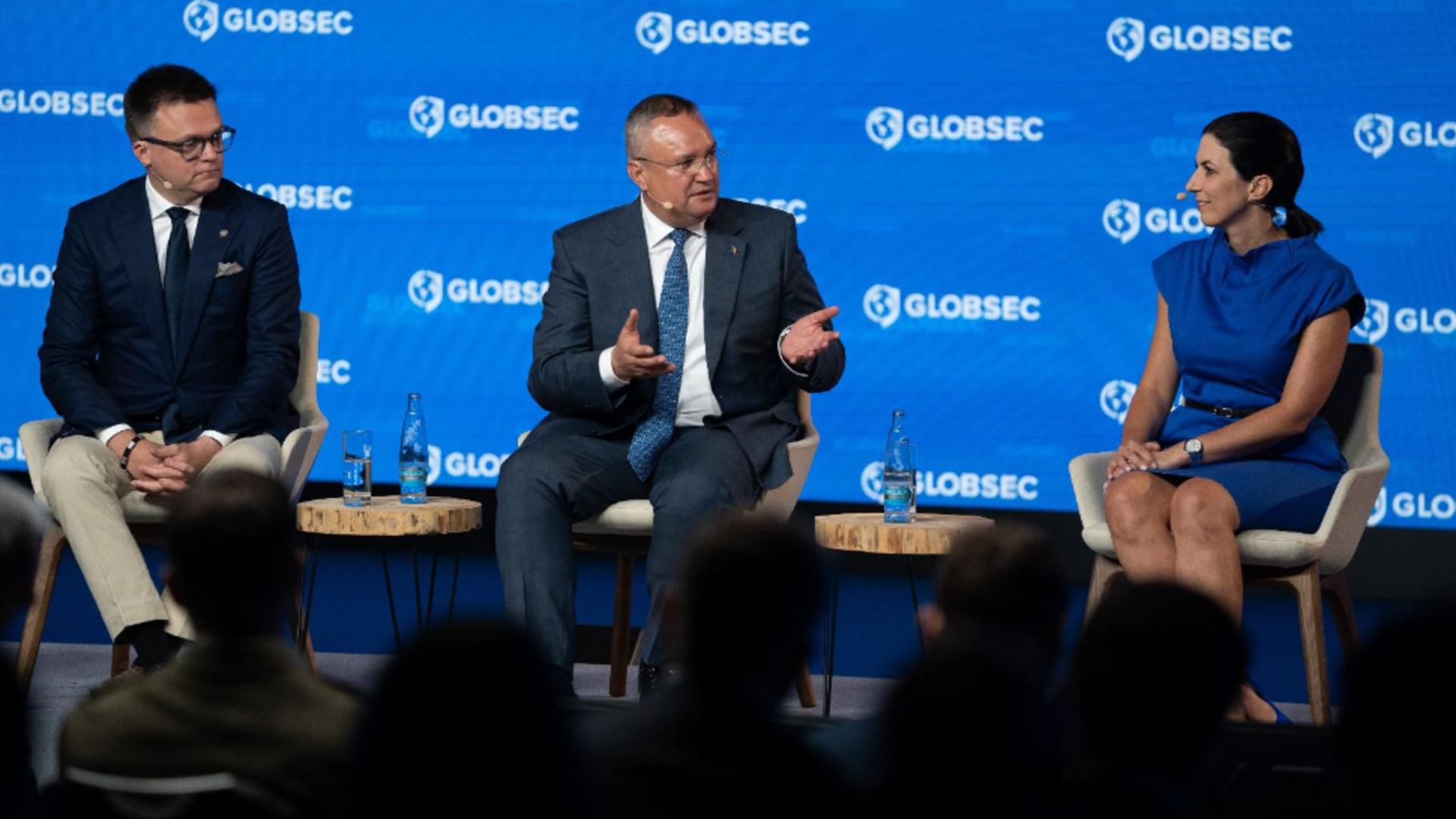 Nicolae Ciucă la Forumul Globsec de la Praga. Foto/FB