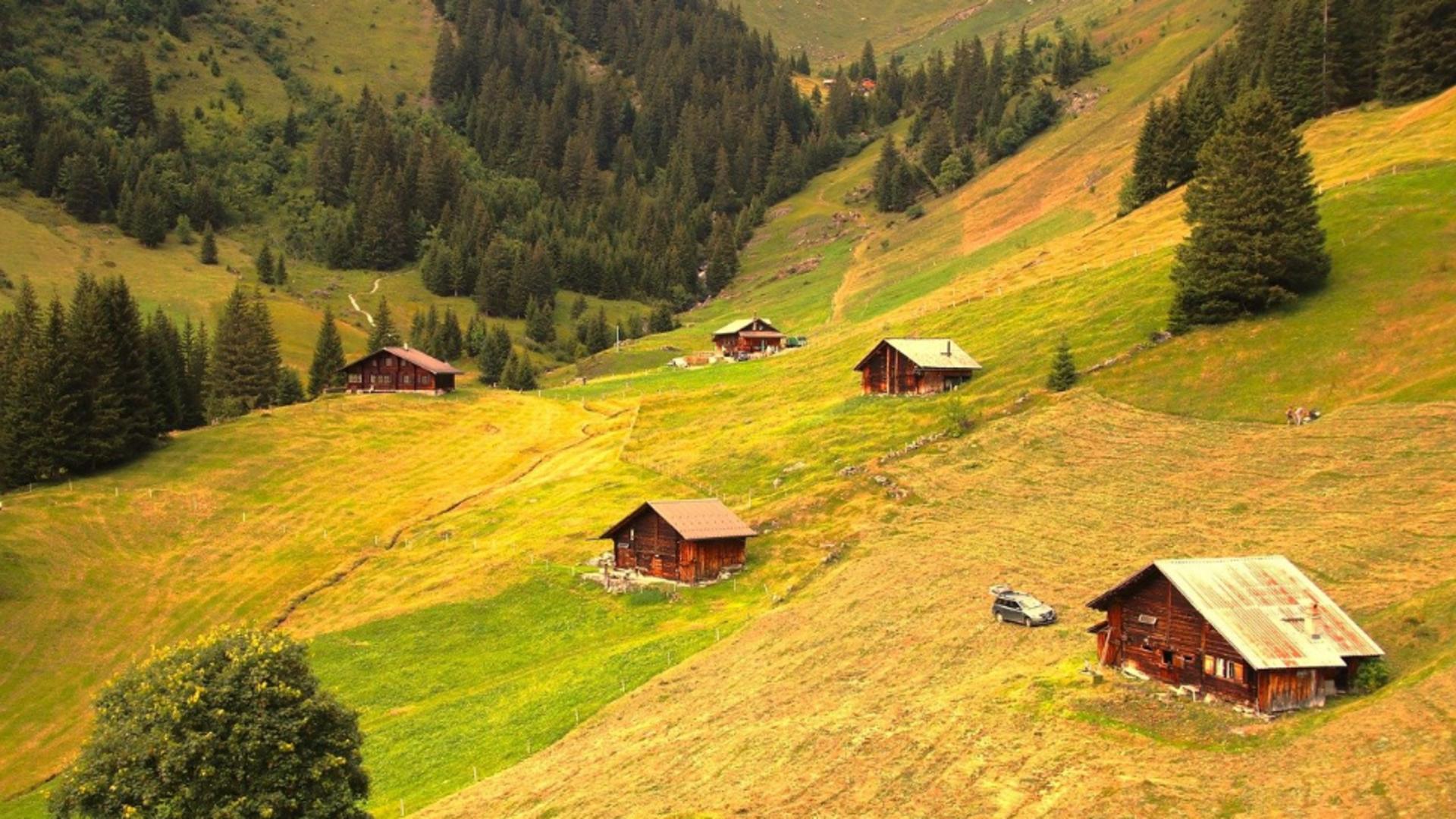 Satele izolate din România revin pe harta turiștilor