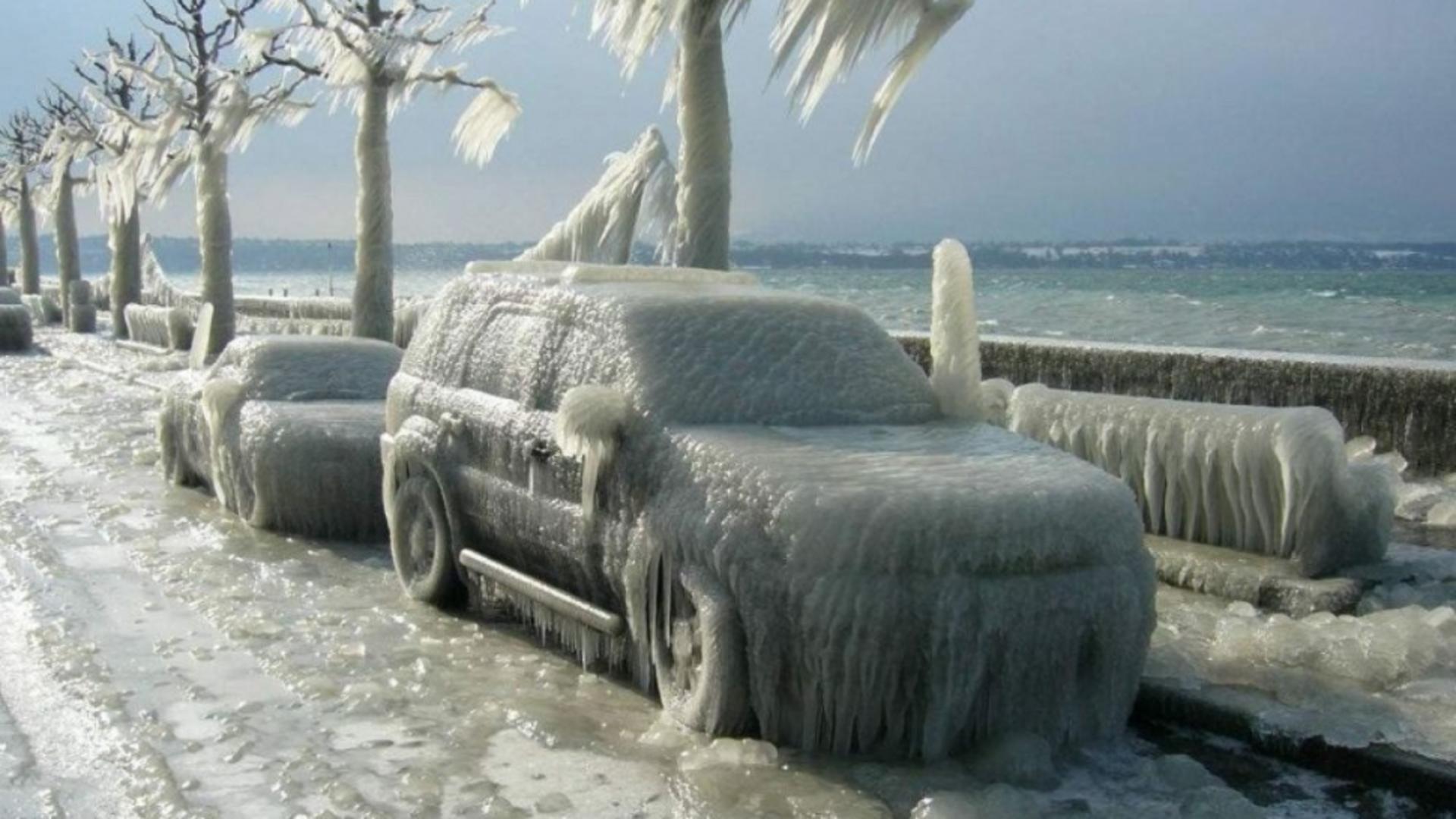 Urgia care se va abate asupra României. Urmează 4 zile cu ploi ÎNGHEȚATE în București. Când va începe fenomenul „Freezing Rain”