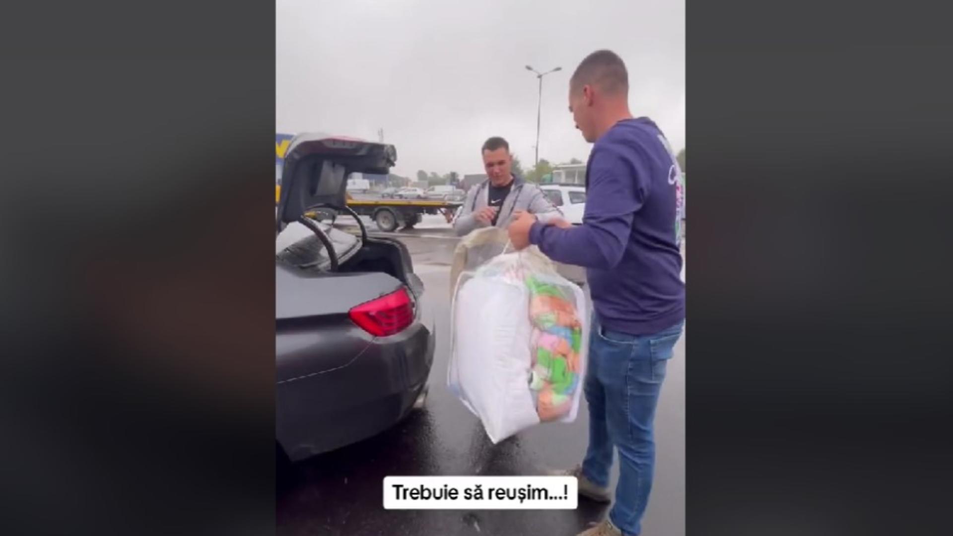 TIR plin cu alimente și haine pentru sinistrați. Oamenii au nevoie de alimente și haine - VIDEO