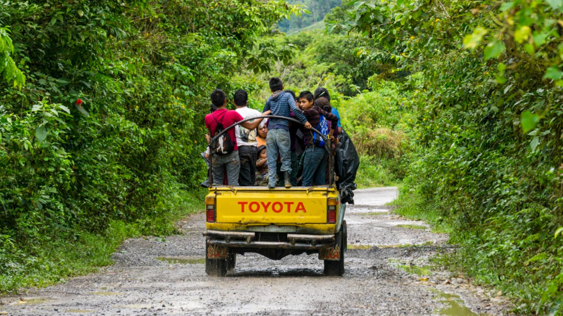 Ce se întâmplă dacă transporți mai mulți pasageri decât este legal? Foto/Profimedia