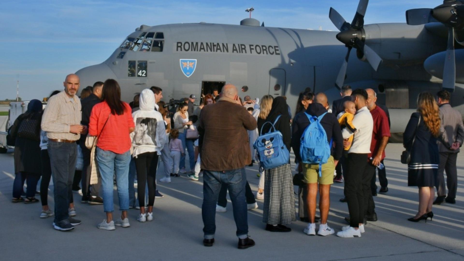 Conflict Liban-Israel. Alţi cetăţeni români şi membri de familie vor fi repatriaţi. Anunțul MApN