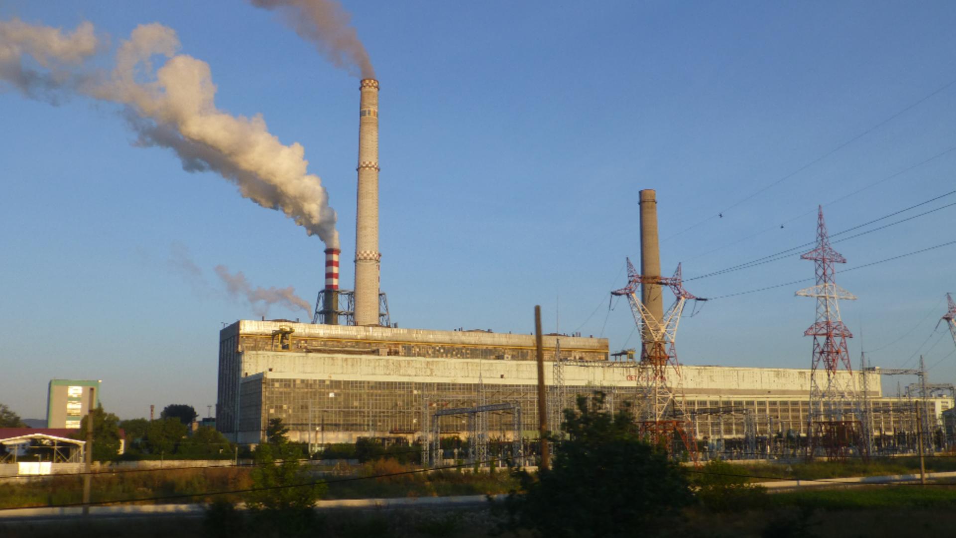 Craiova, acoperită de un val ce cenuşă din cauza unei avarii la Blocul Energetic 2 de la Electrocentrale 