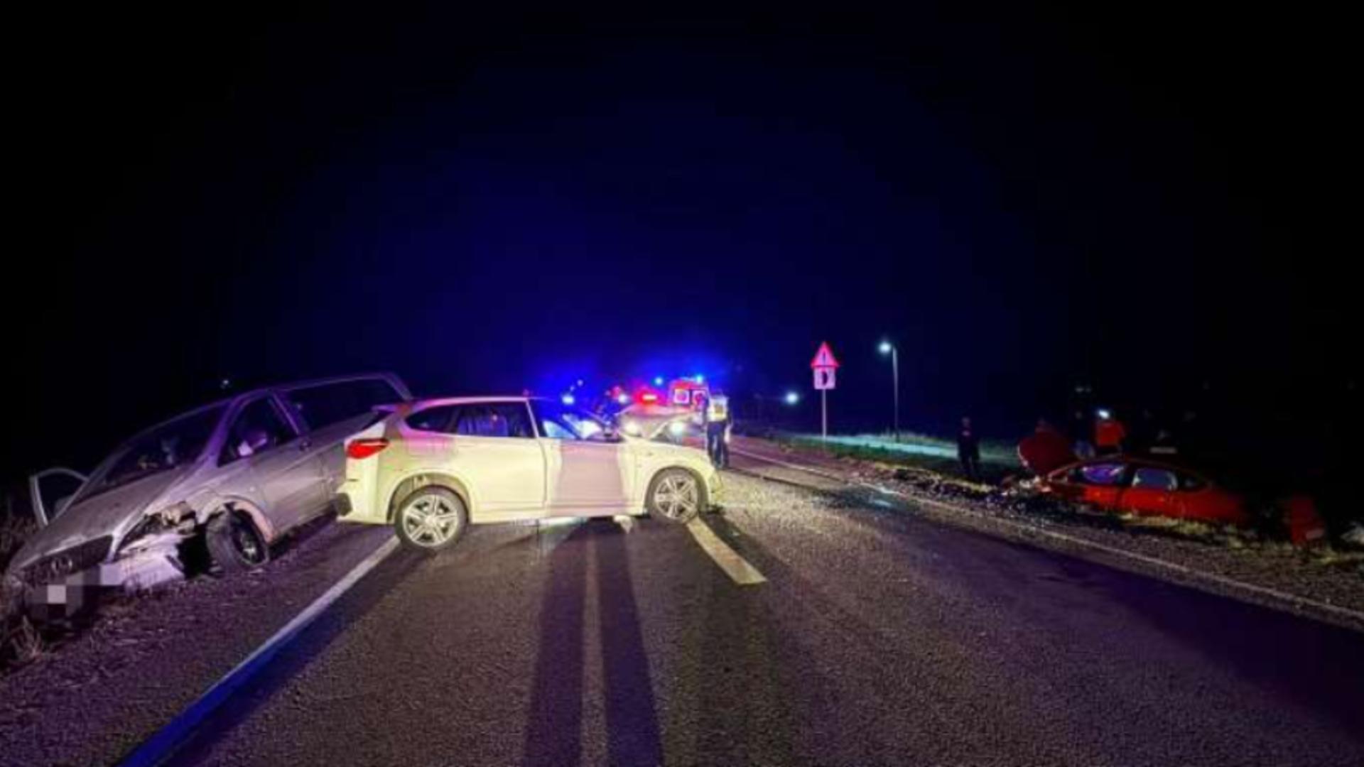 Cinci răniți, după un accident violent pentrecut pe DN15, în județul Mureș/ Foto: ISU Mureș