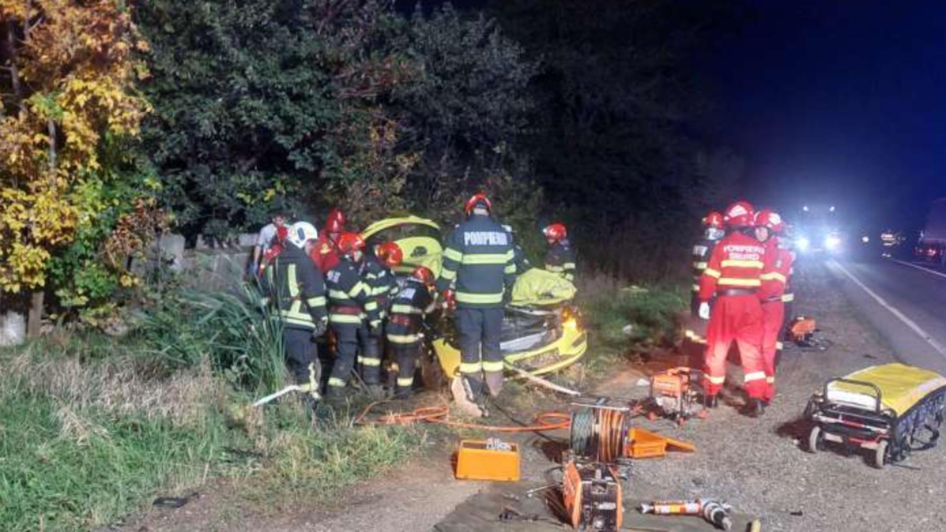 Accident grav între un autotren şi un autoturism