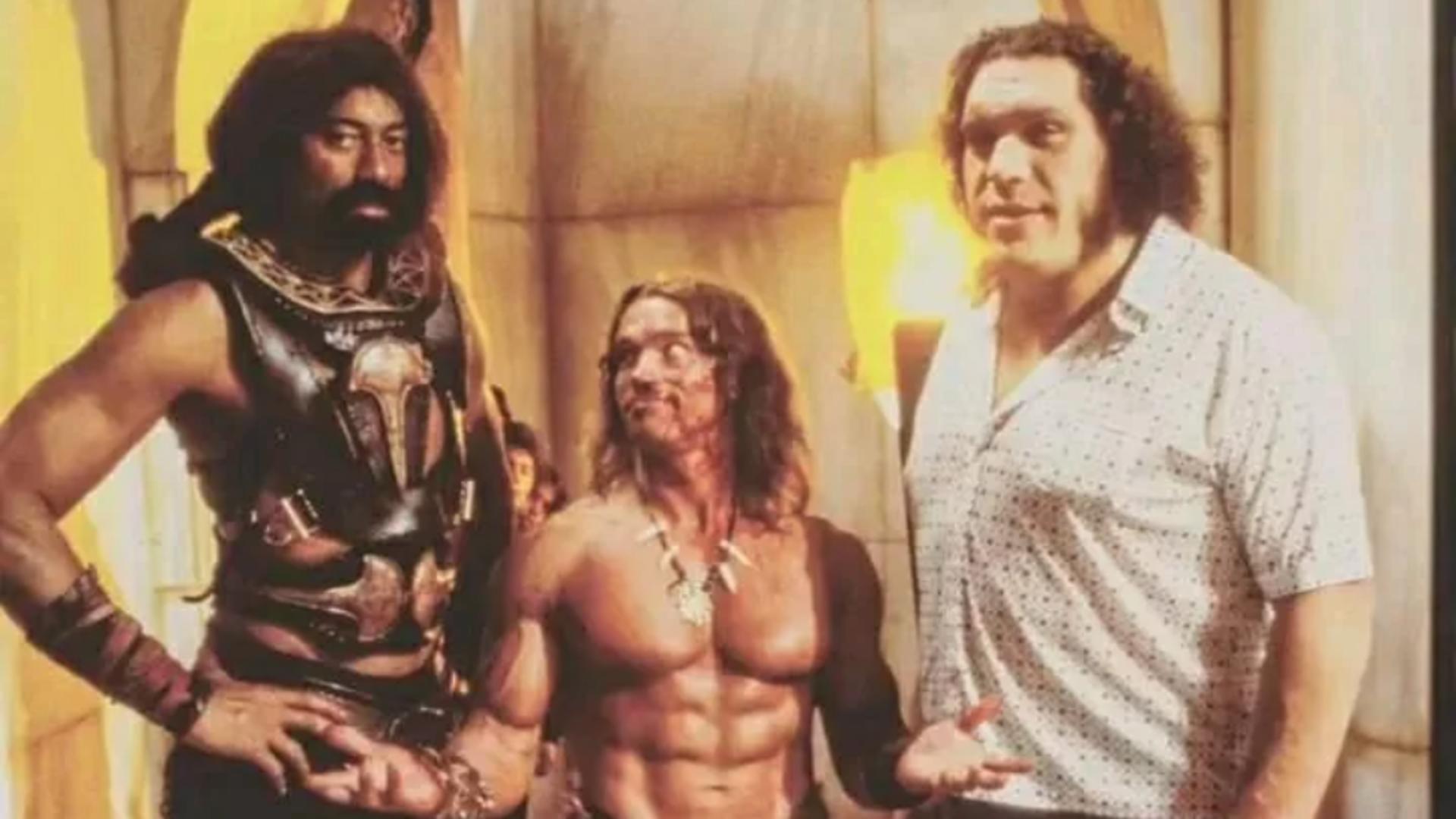  Wilt Chamberlain, Arnold Schwarzenegger și Andre the Giant 