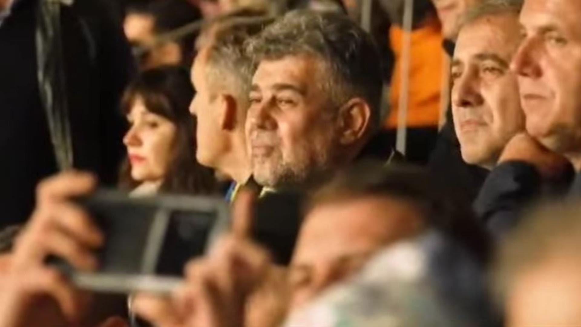 Marcel Ciolacu, huiduit pe stadion la un meci de fotbal: „Îmi place! Este ceva natural” VIDEO