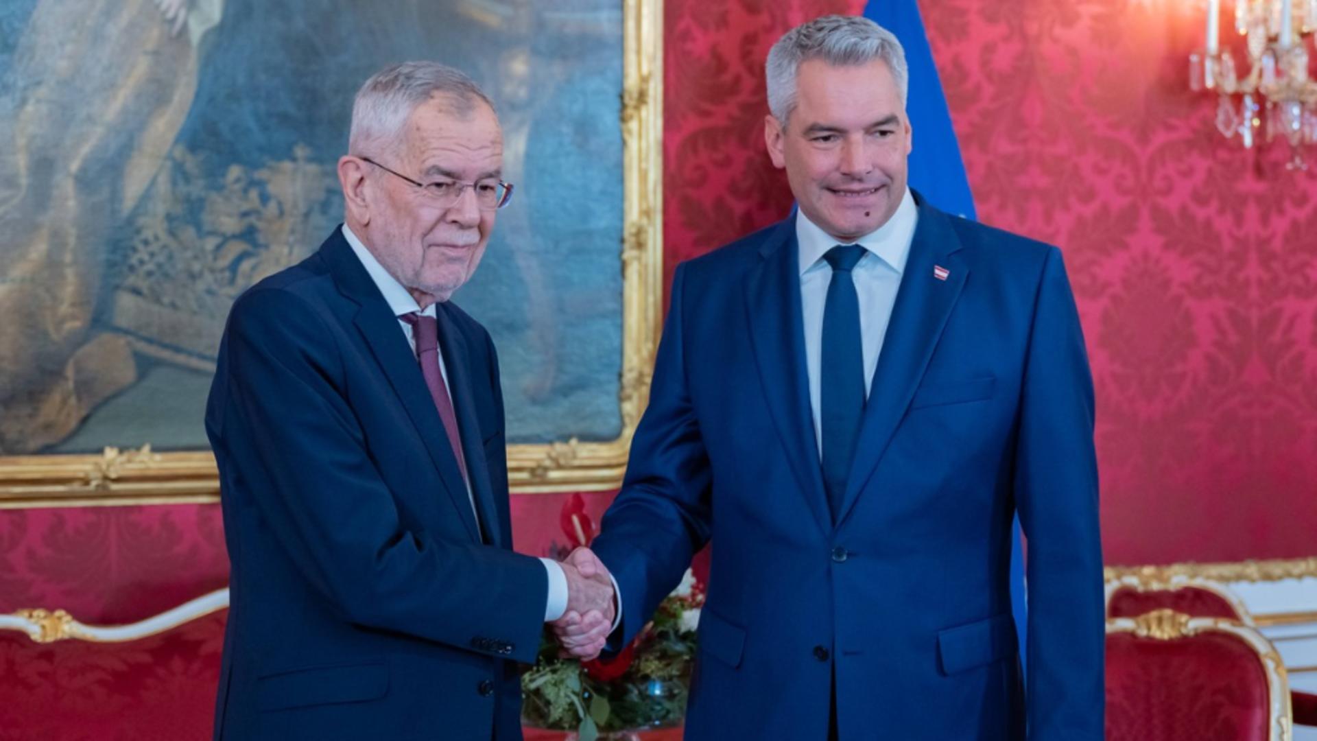  Preşedintele Van der Bellen și cancelarul Austriei, Karl Nehammer. Foto: Profimedia