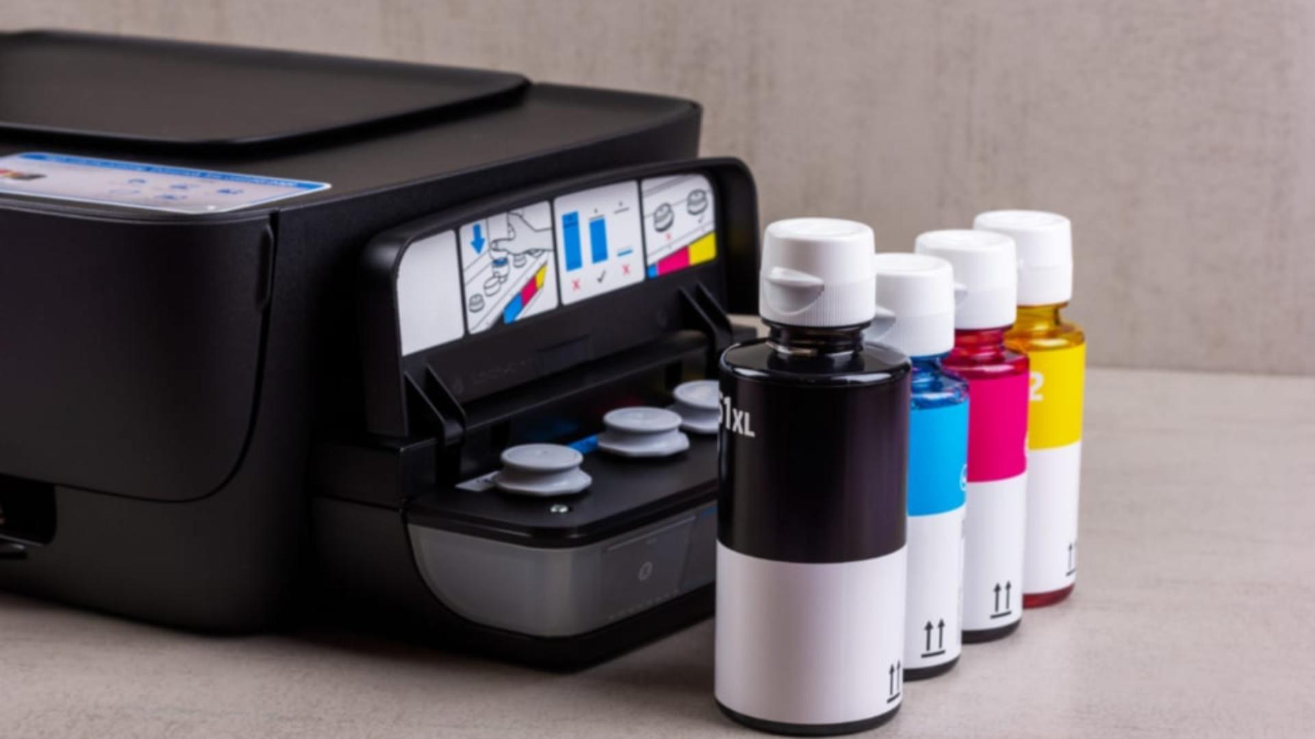 Cum să economisești bani folosind cartușe compatibile