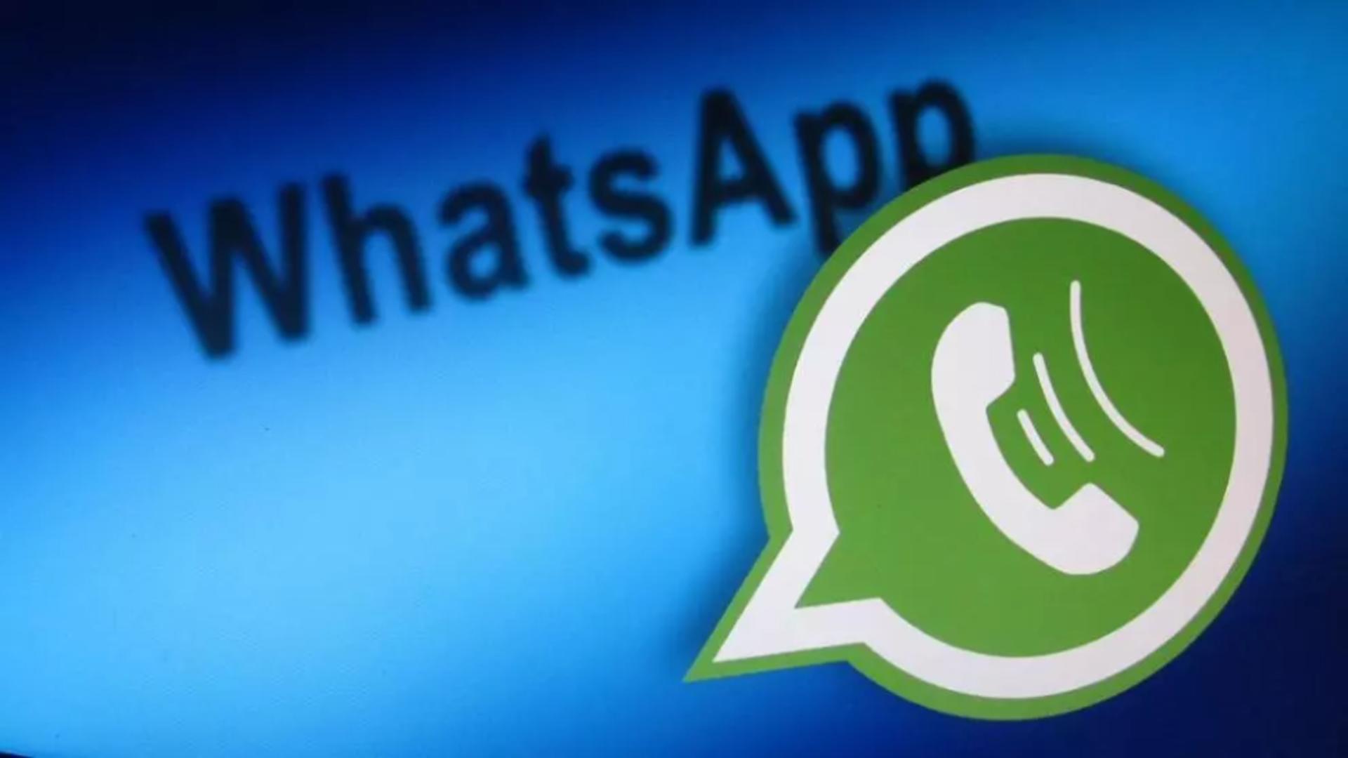 Trucul prin care poți afla locația unei persoane cu care vorbești pe WhatsApp