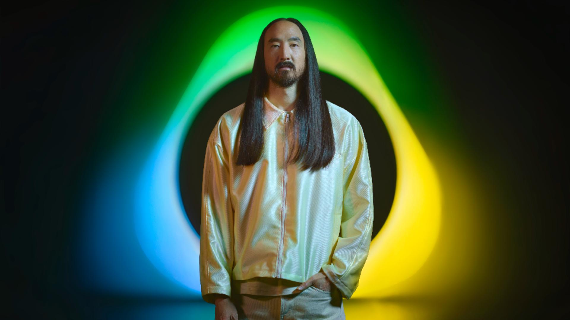 DJ Steve Aoki revine în România la invitația IQOS