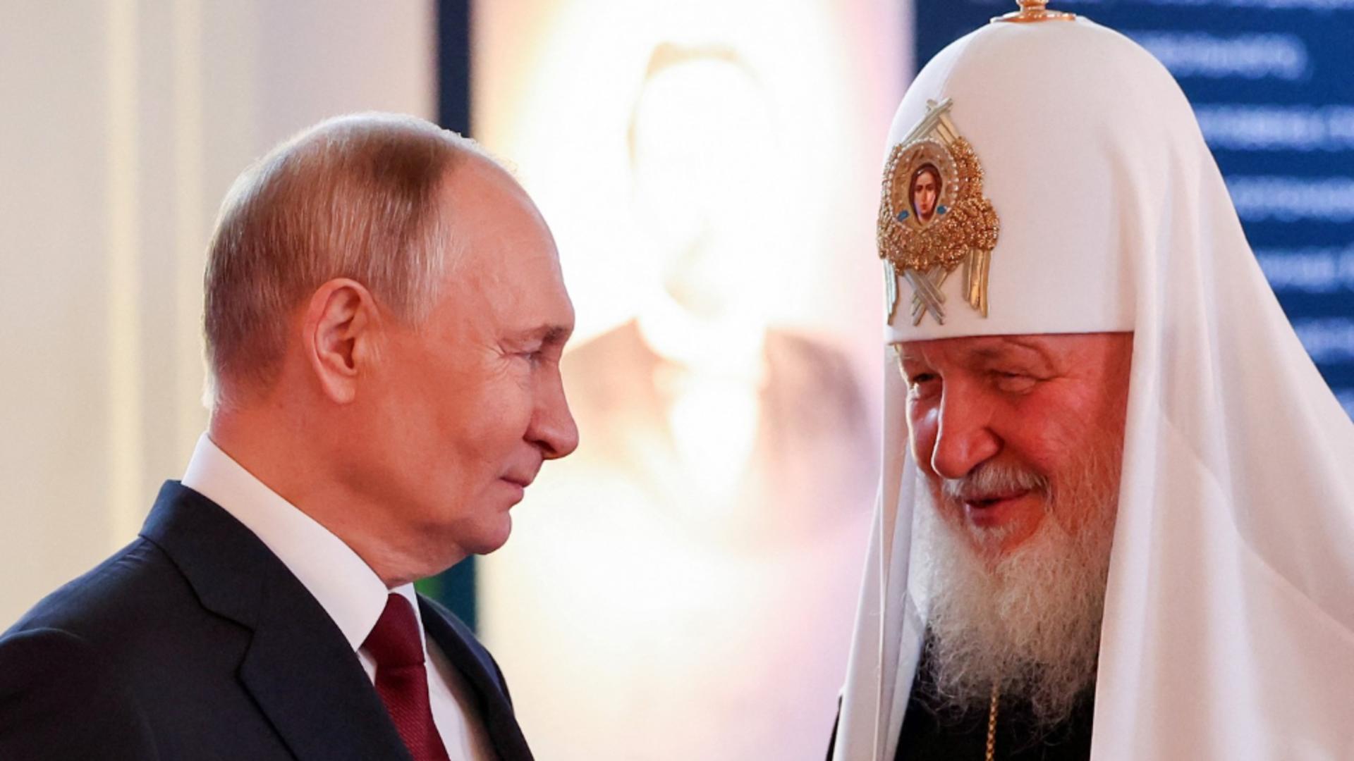 Vladimir Putin și Patriarhul Kirill. Foto: Profimedia