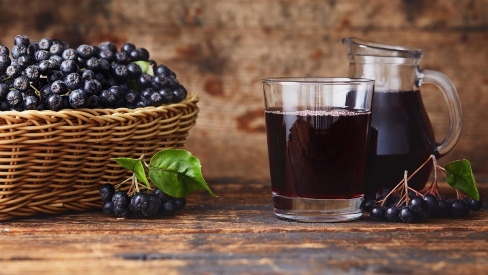 Sirop de aronia pentru iarnă. Rețeta unui elixir pentru sănătate