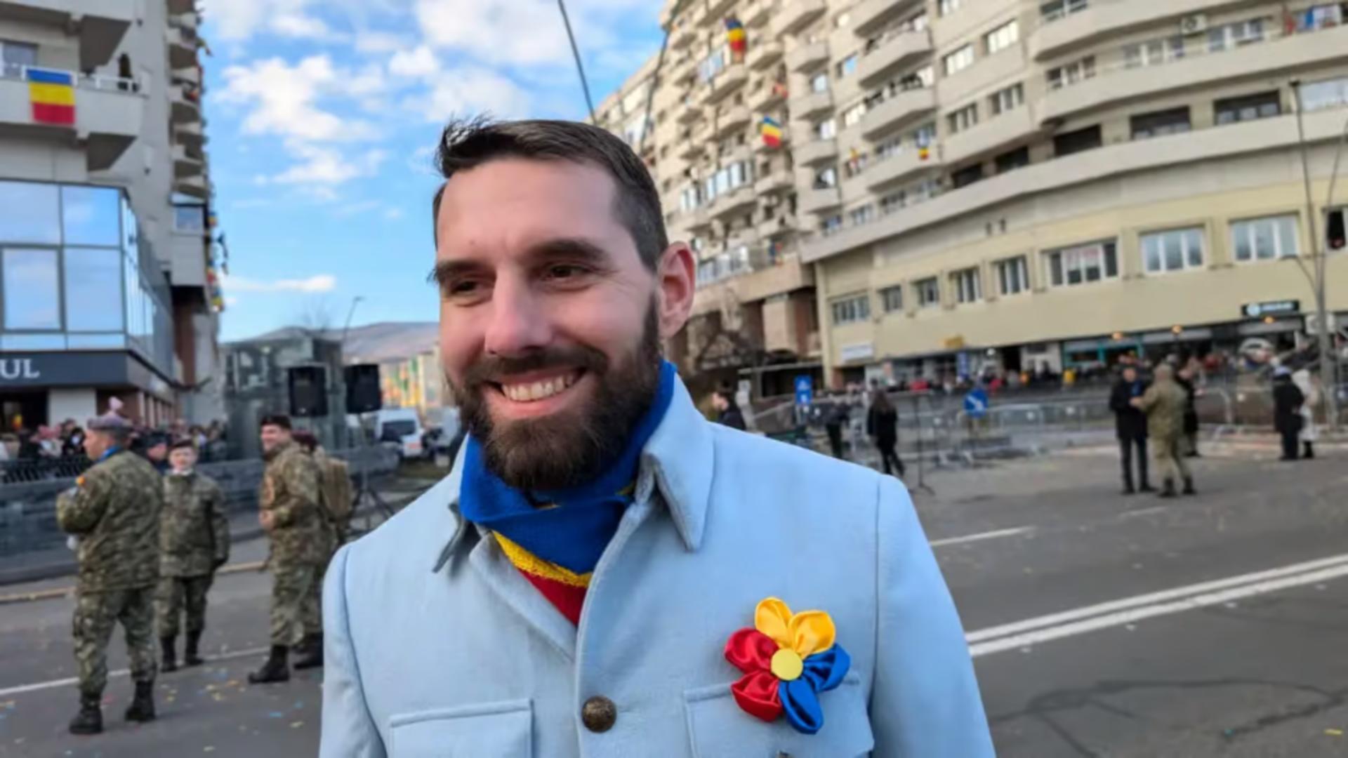 Principele Nicolae asistă an de an la parada de la Alba Iulia