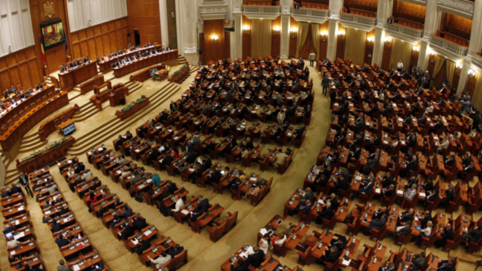 Parlamentul va înființa o comisie specială pentru combaterea traficului de persoane
