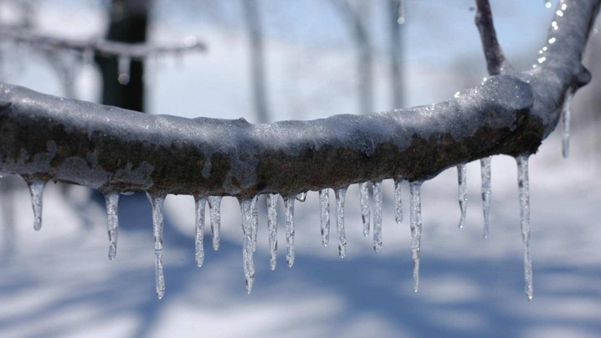 ANM anunță temperaturi oscilante în următoarele două săptămâni. Când lovește gerul