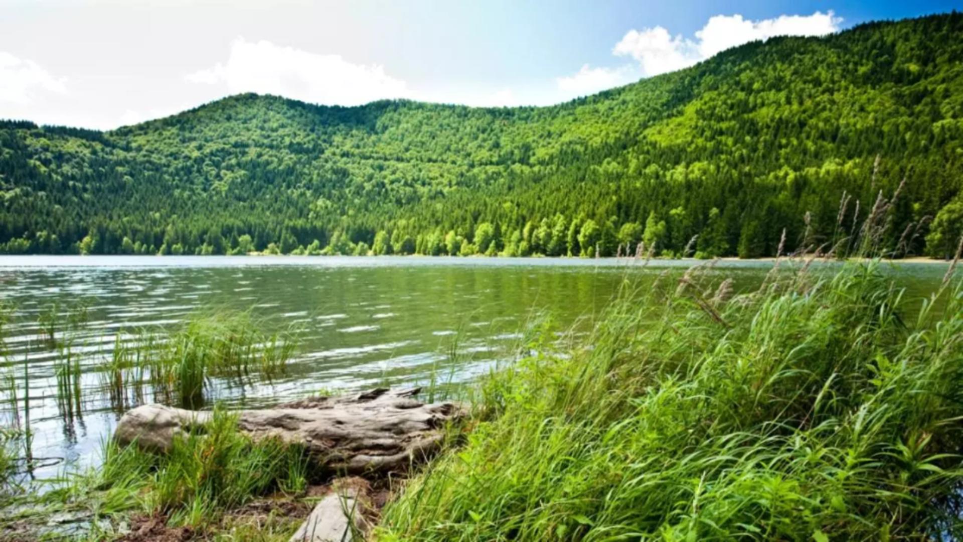 Lacul cu cea mai pură apă din România