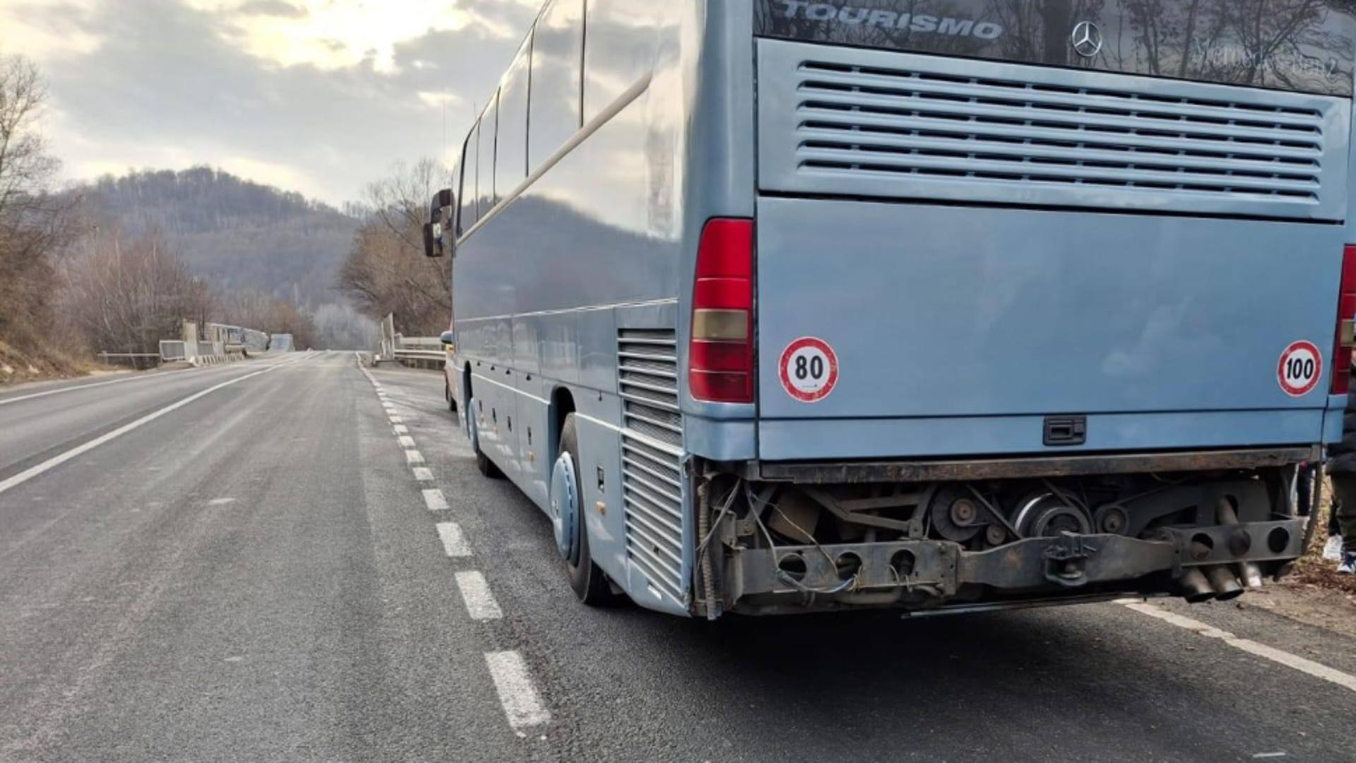 Niciunul dintre pasagerii autocarului nu a avut nevoie de îngrijiri medicale. Foto/ISU