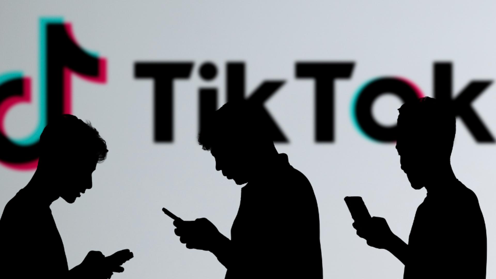 Apple și Google, obligate să se pregătească să elimine TikTok din magazinele lor de aplicații. Foto/Profimedia