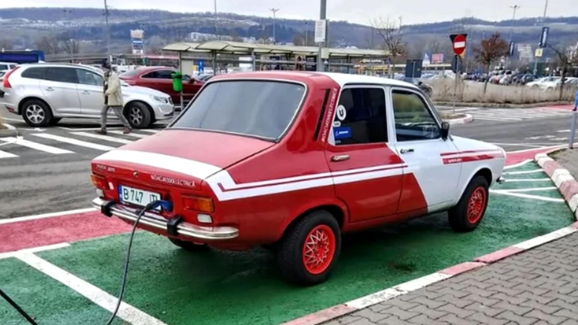 Un român și-a transformat Dacia 1300 în mașină electrică. Foto: Facebook/ Car spotting