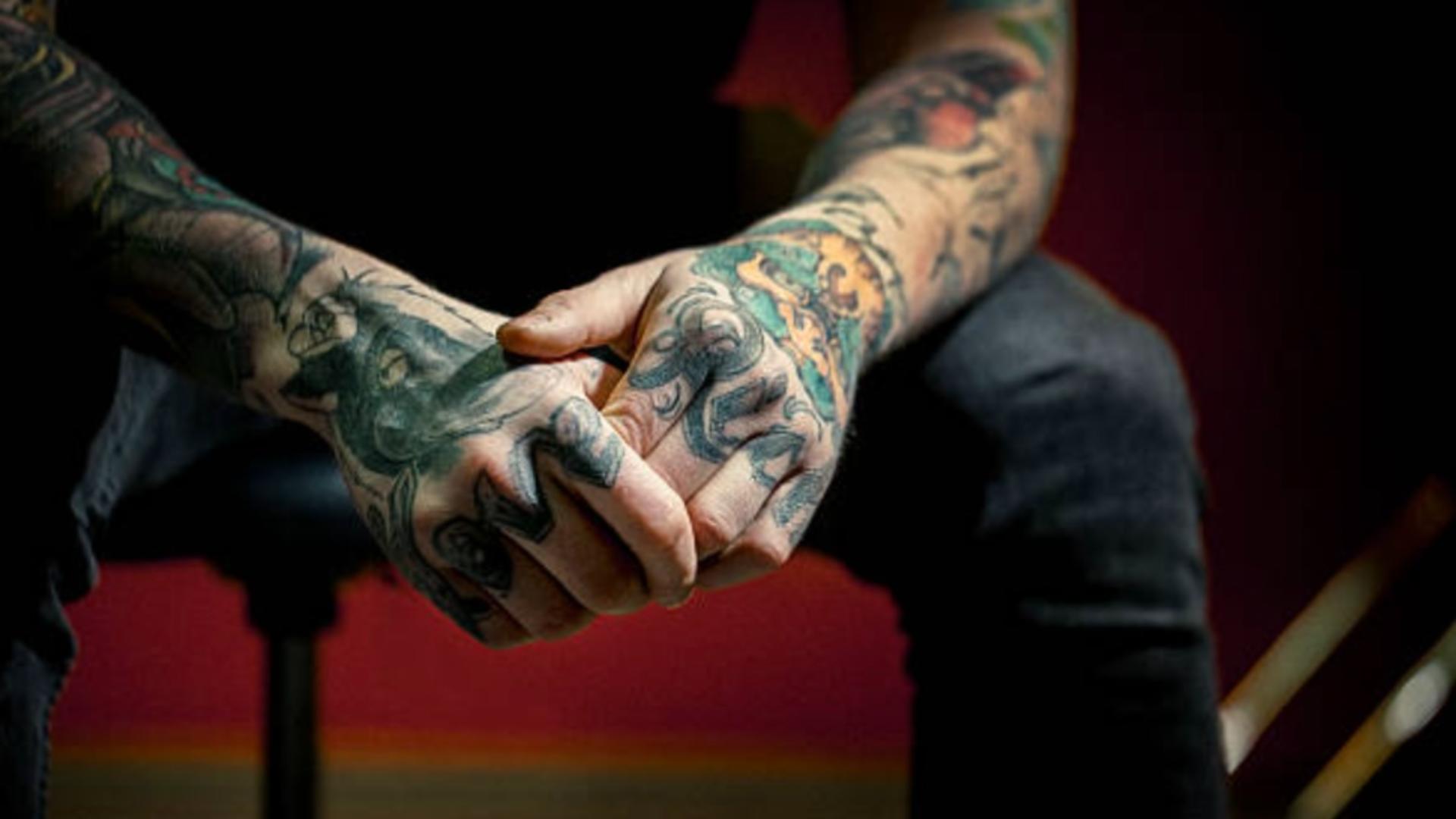 Tatuaje pentru bărbați: Arta de a spune o poveste pe piele