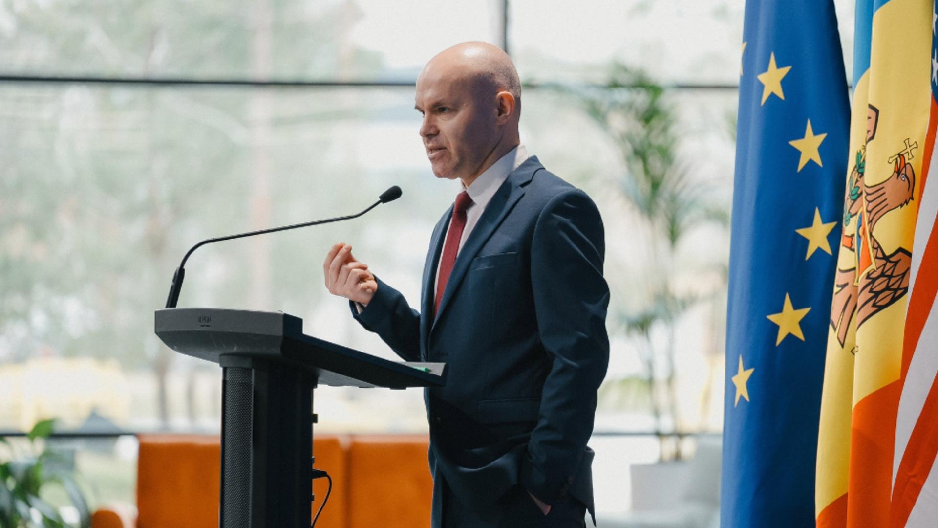 Daniel Funeriu, atac dur la adresa partidelor politice din România. ”Olimpicii internaţionali sunt susţinuţi de corigenţii guvernării”
