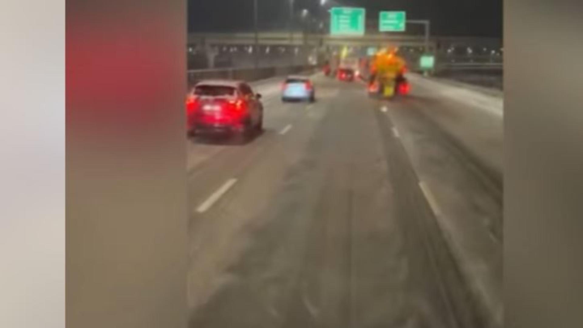 Nămeții îngreunează circulație pe autostrăzile A2 și A3. Foto/Captură video