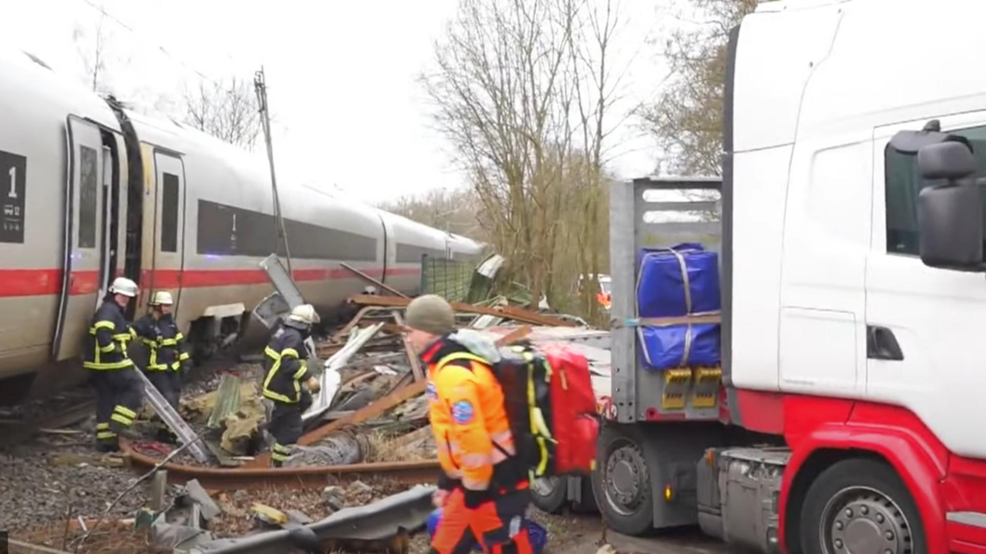 Accident feroviar grav provocat de un șofer de TIR român. FOTO: Captură NDR Info