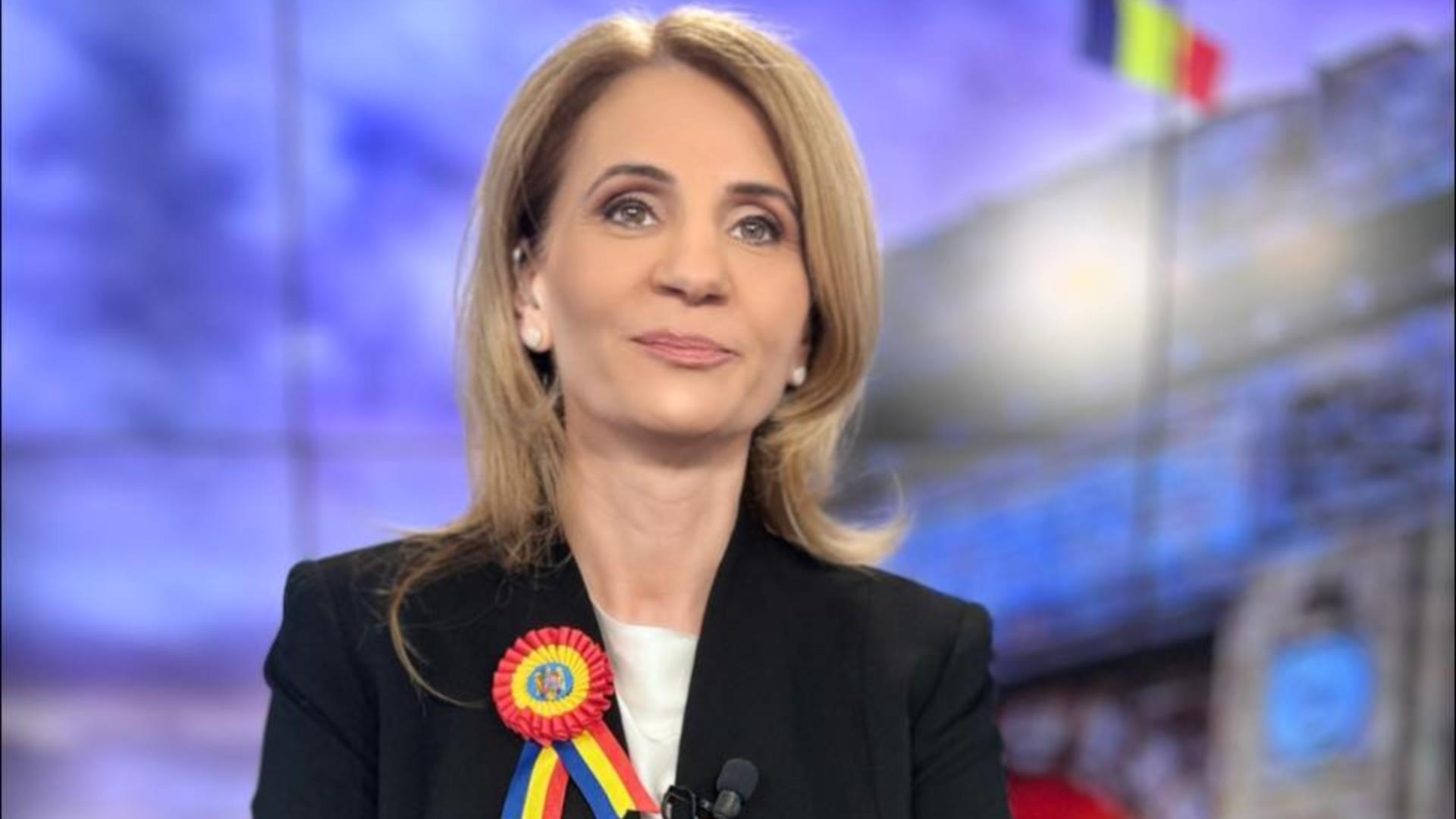 Anca Alexandrescu, mesaj după debarcarea faraonului de la Cotroceni: ”Klaus Iohannis nu ar fi ajuns niciodată președinte dacă SISTEMUL nu ar fi contribuit la distrugerea țării”