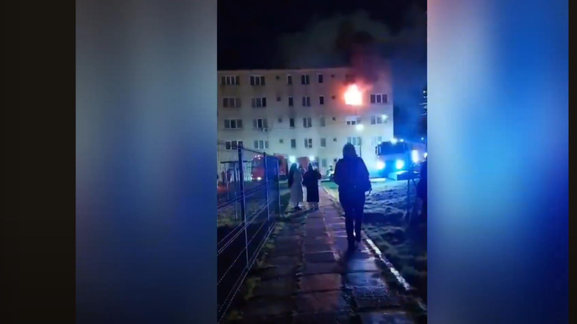 Doi oameni au fost răniți, 30 s-au evacuat. Foto/Captură video