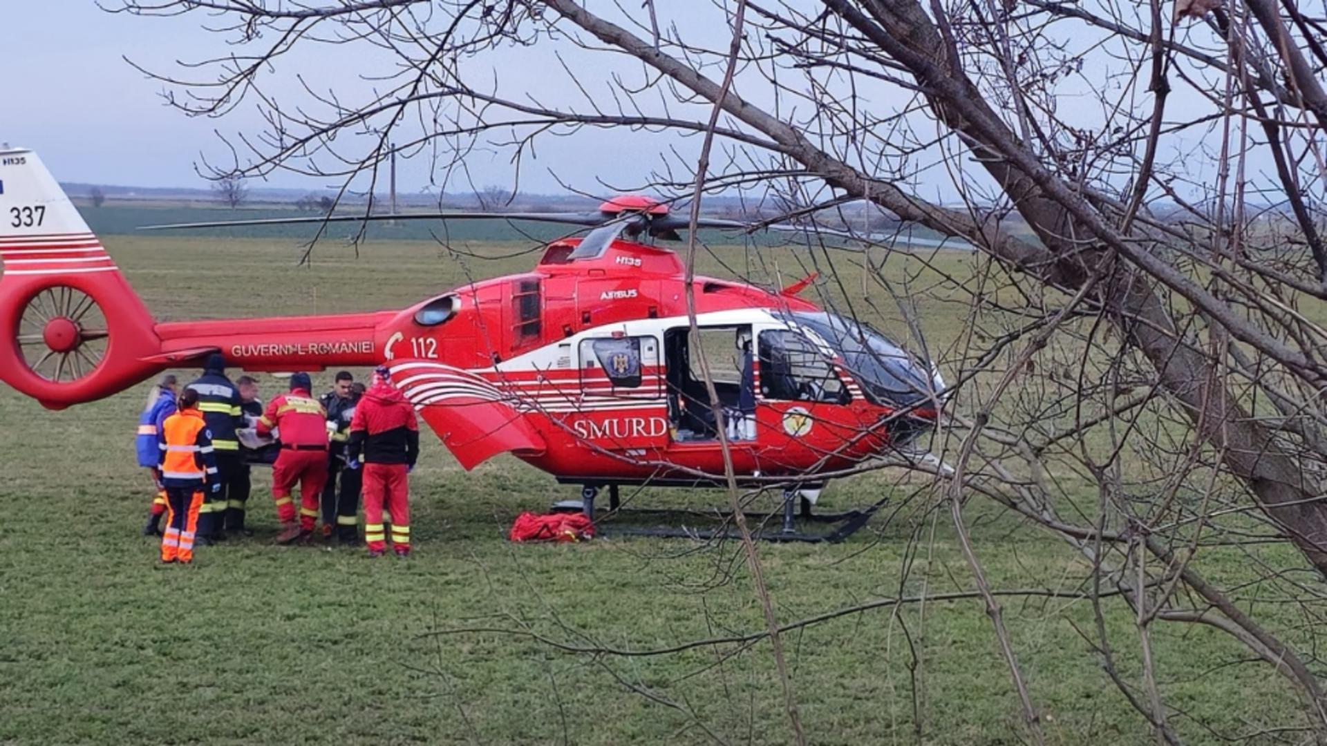 Copil de doi ani, în stare gravă, după ce a fost opărit cu apă. Medici l-au transportat de urgență la București